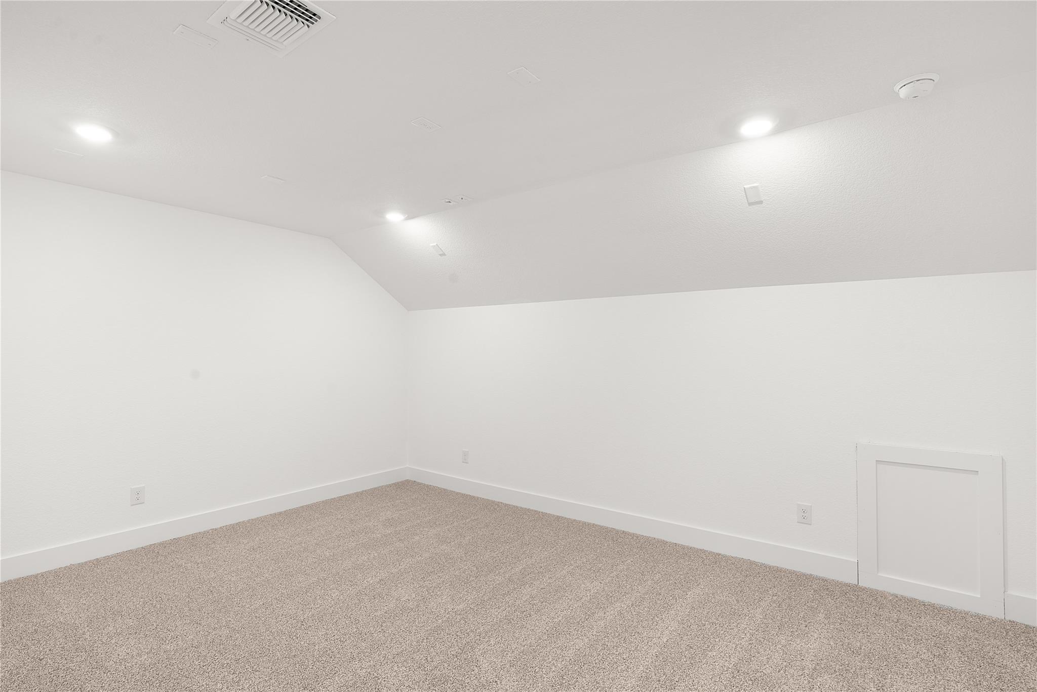 233 Montecido Dr, Liberty Hill, TX 78642