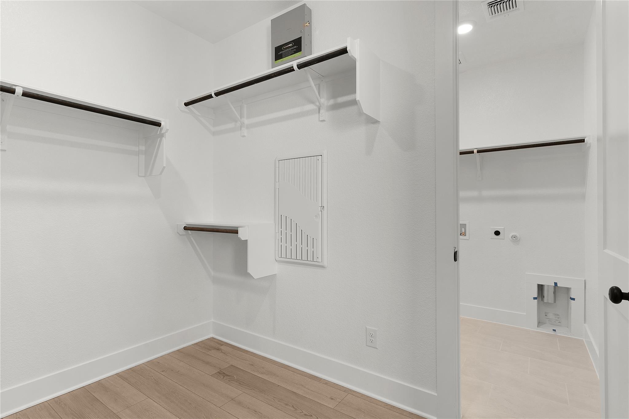 233 Montecido Dr, Liberty Hill, TX 78642