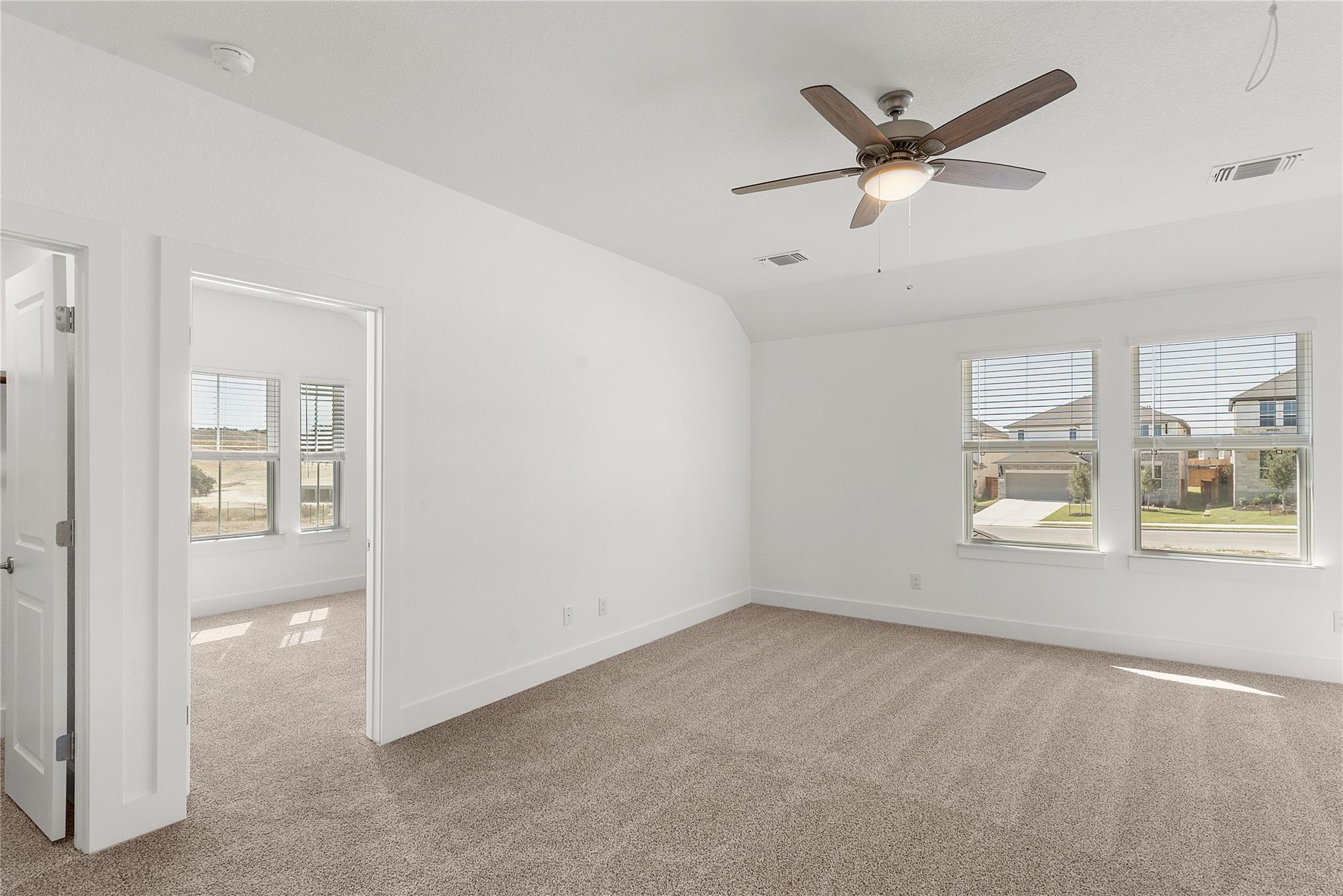 233 Montecido Dr, Liberty Hill, TX 78642