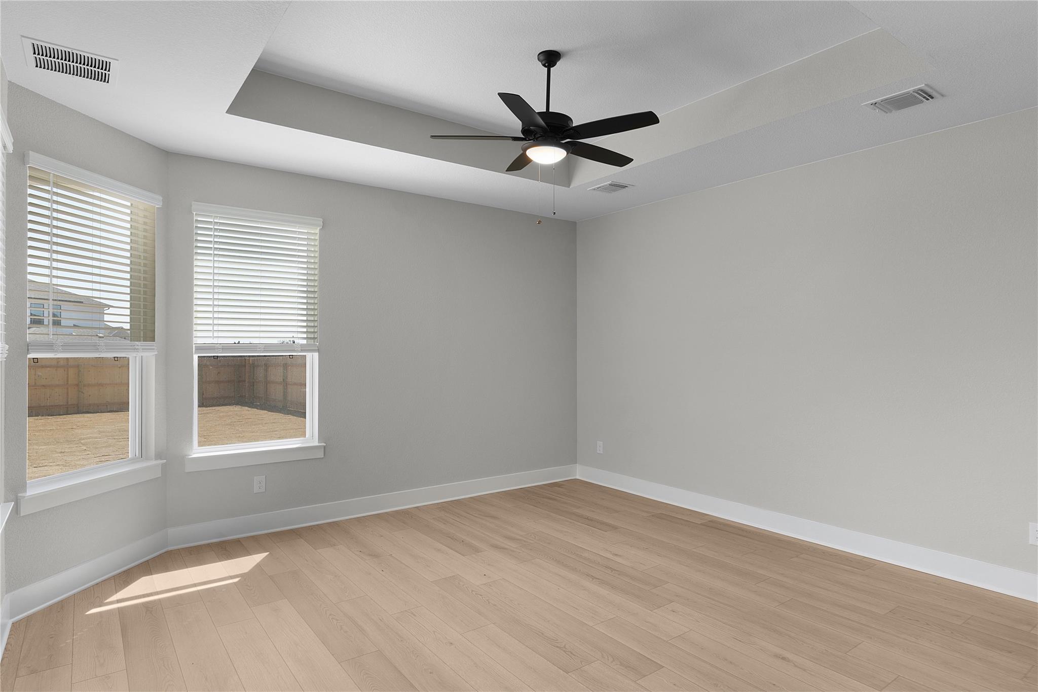 233 Montecido Dr, Liberty Hill, TX 78642