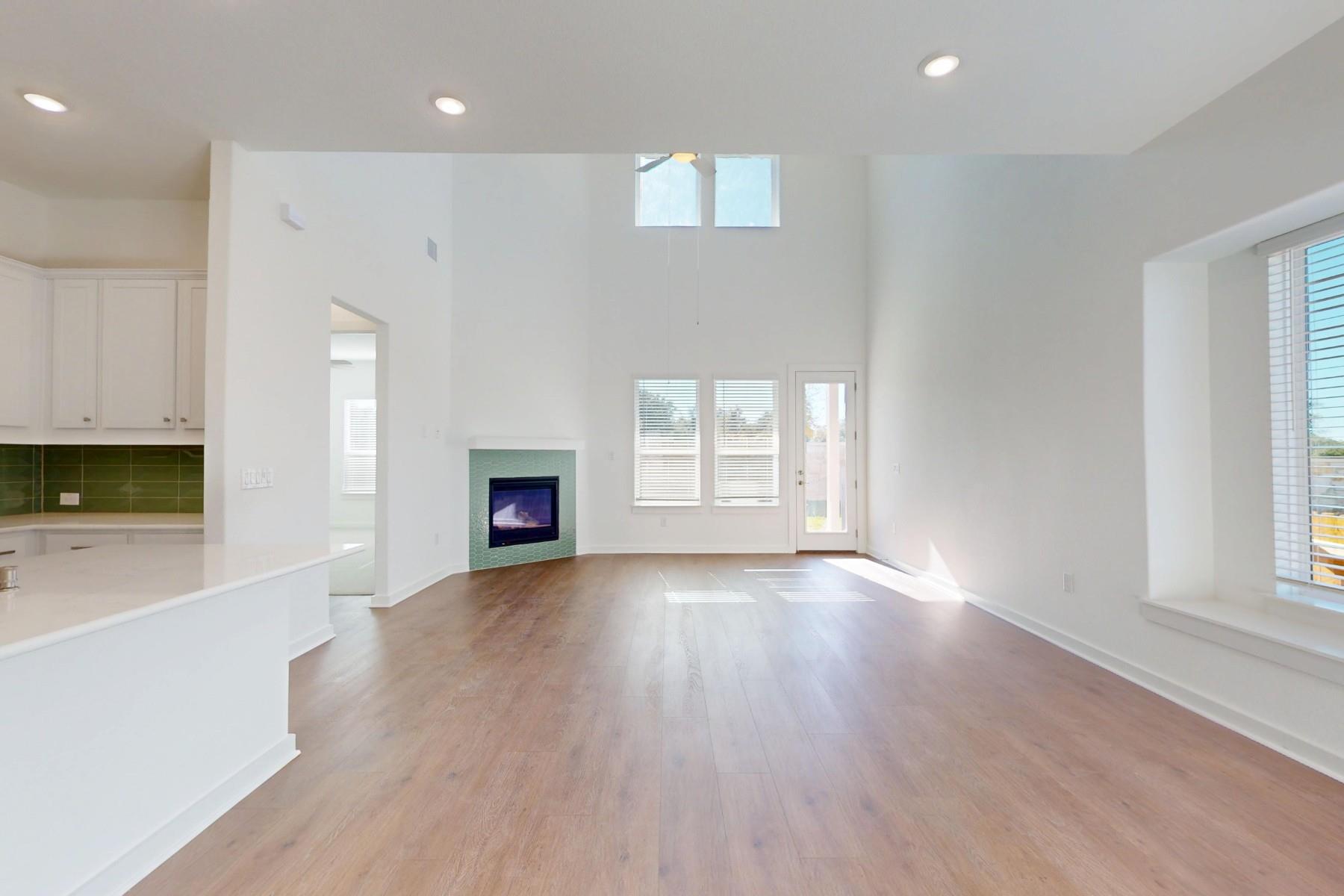 809 Corvallis Dr, Austin, TX 78641