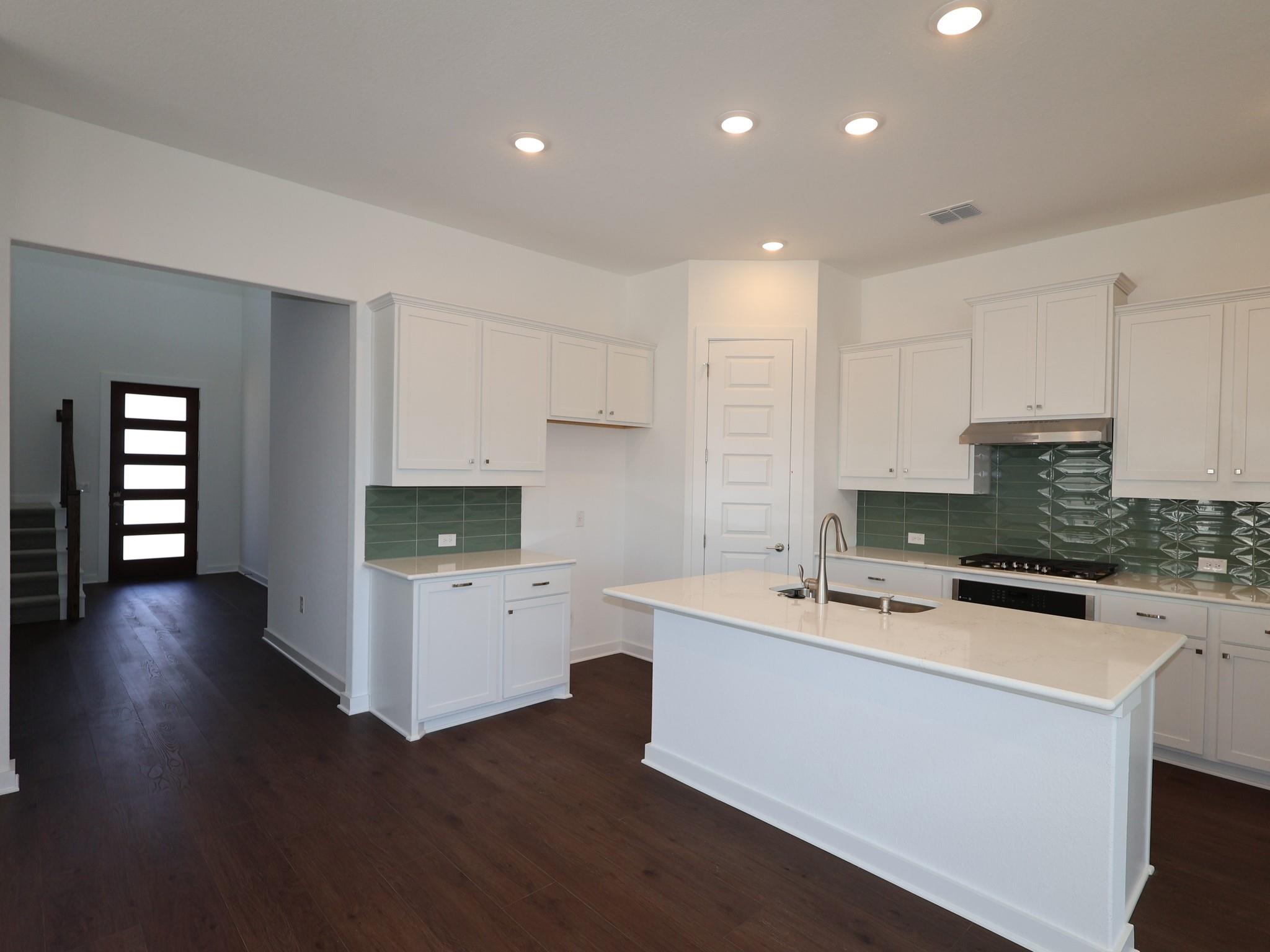 809 Corvallis Dr, Austin, TX 78747