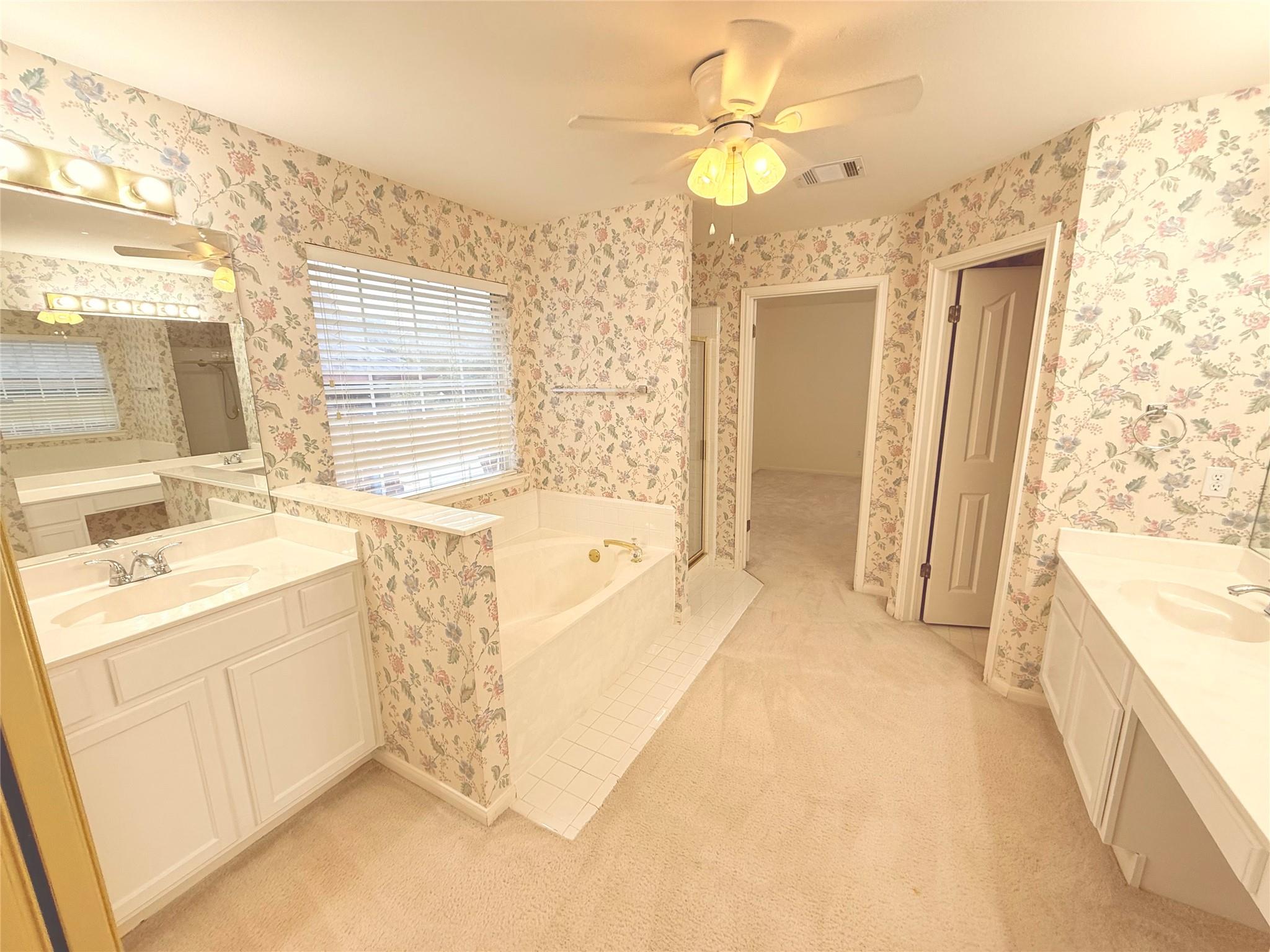 2438 Falcon Dr, Round Rock, TX 78681