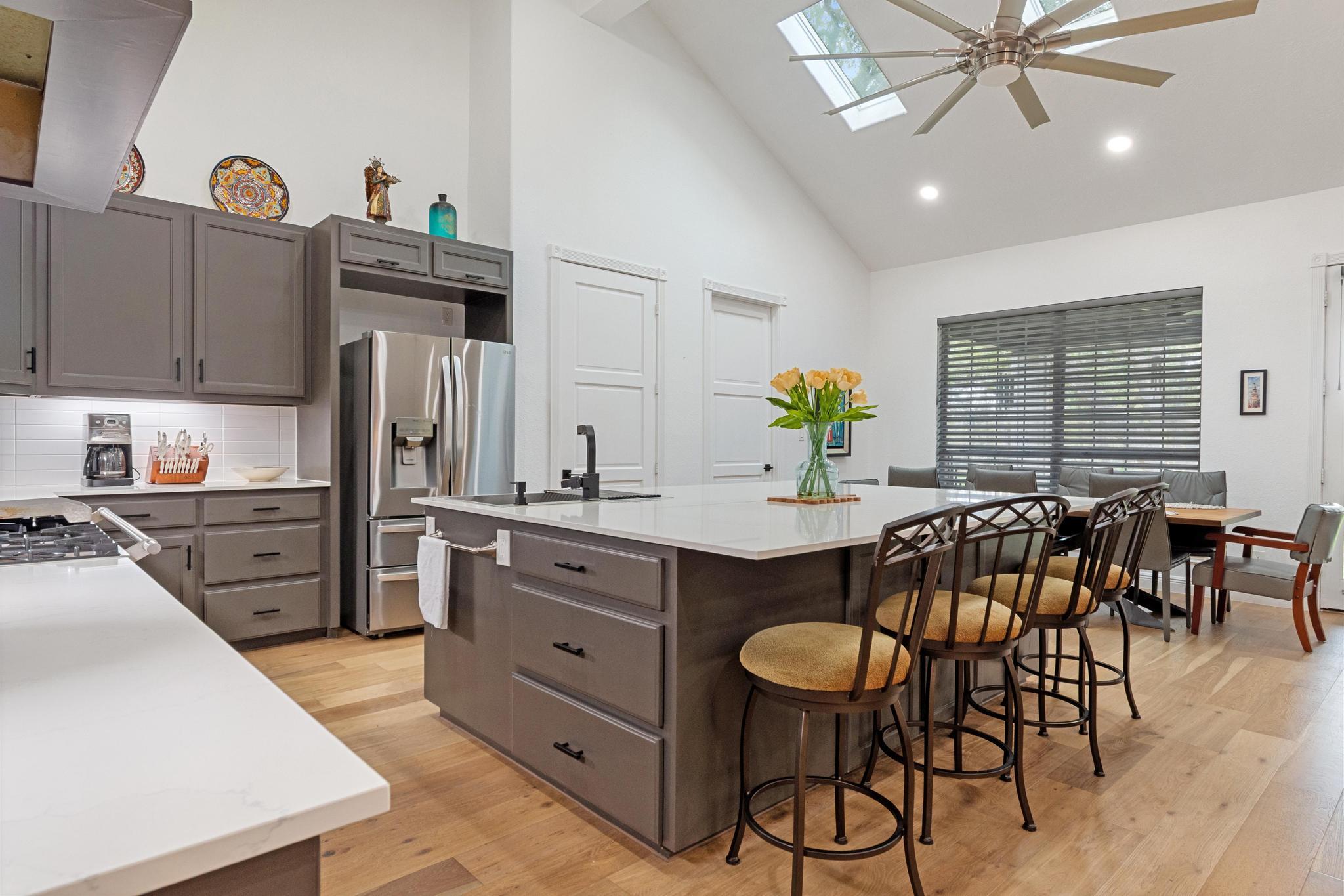 346 The Oaks Blvd, Elgin, TX 78621