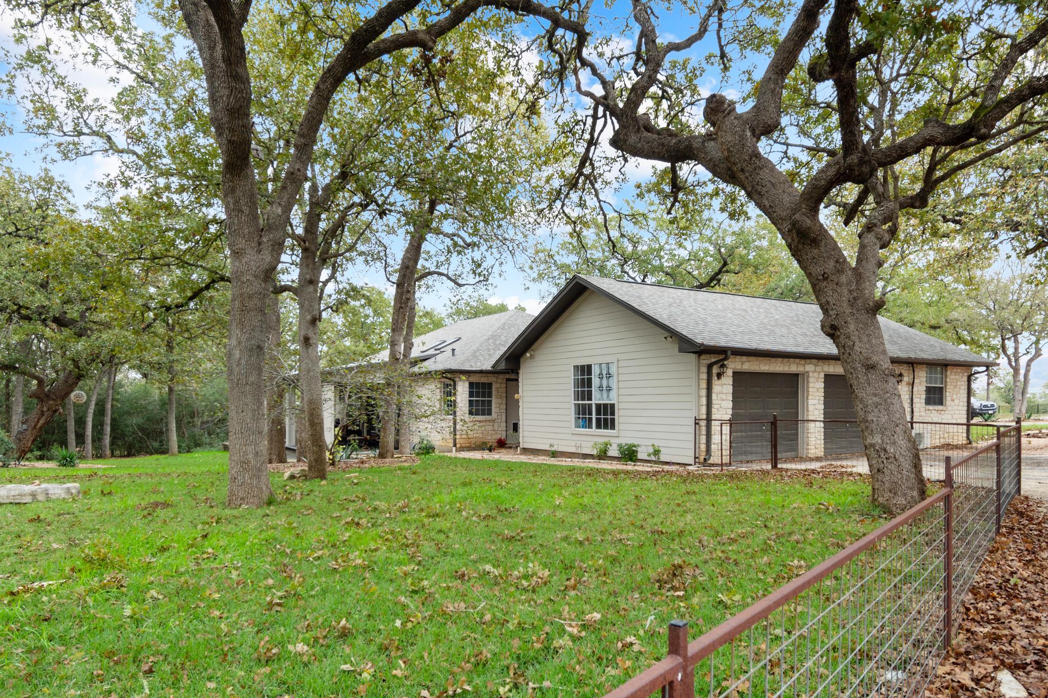 346 The Oaks Blvd, Elgin, TX 78621