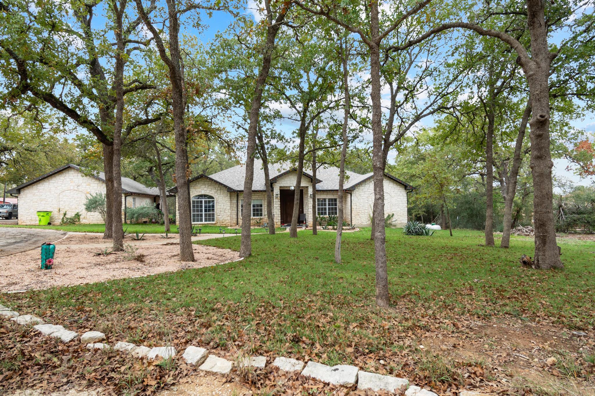 346 The Oaks Blvd, Elgin, TX 78621