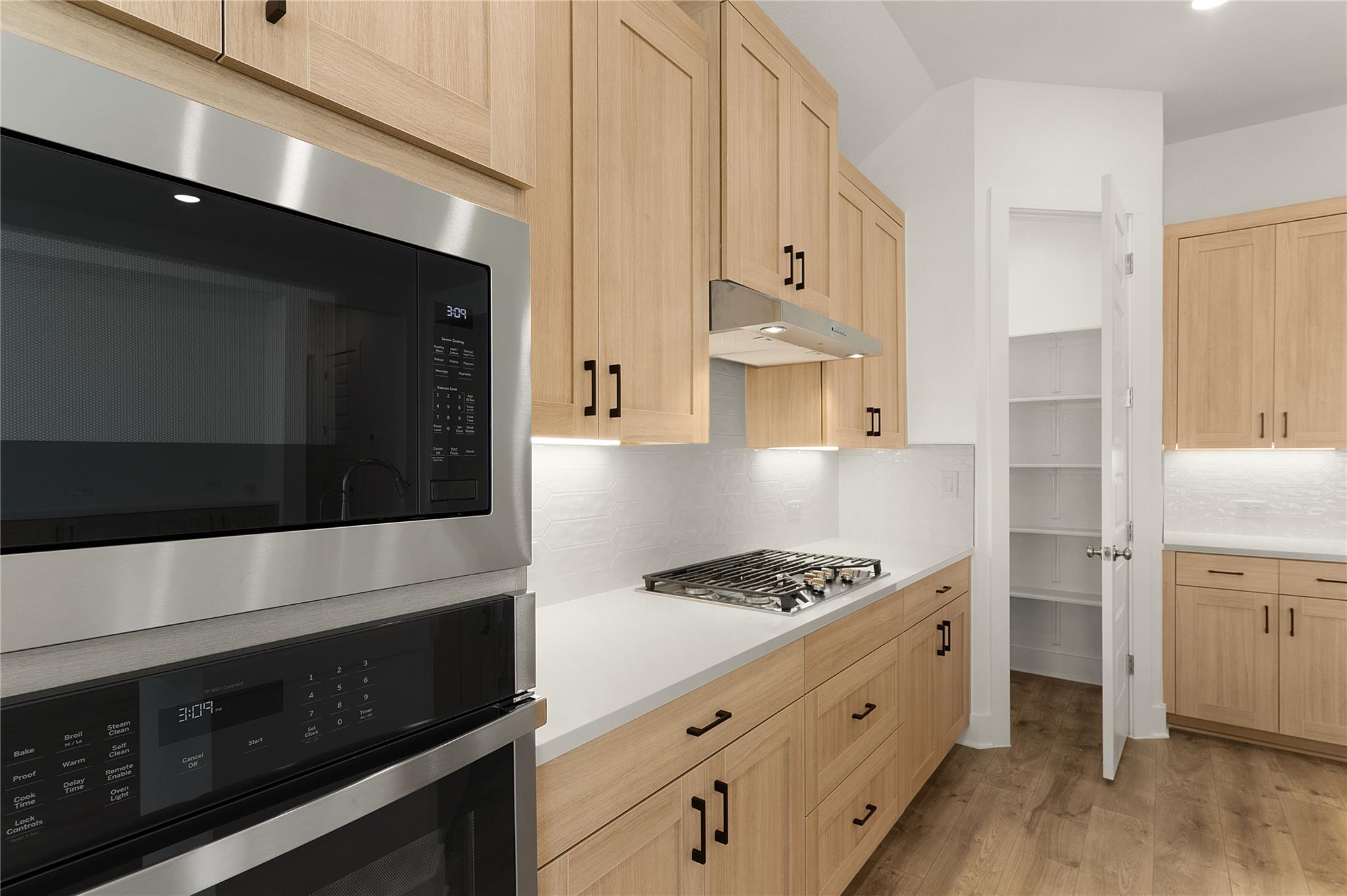 105 Arcilla Pass, Liberty Hill, TX 78642