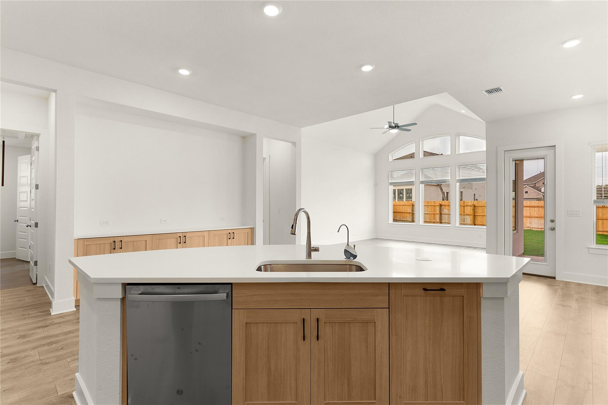 105 Arcilla Pass, Liberty Hill, TX 78642