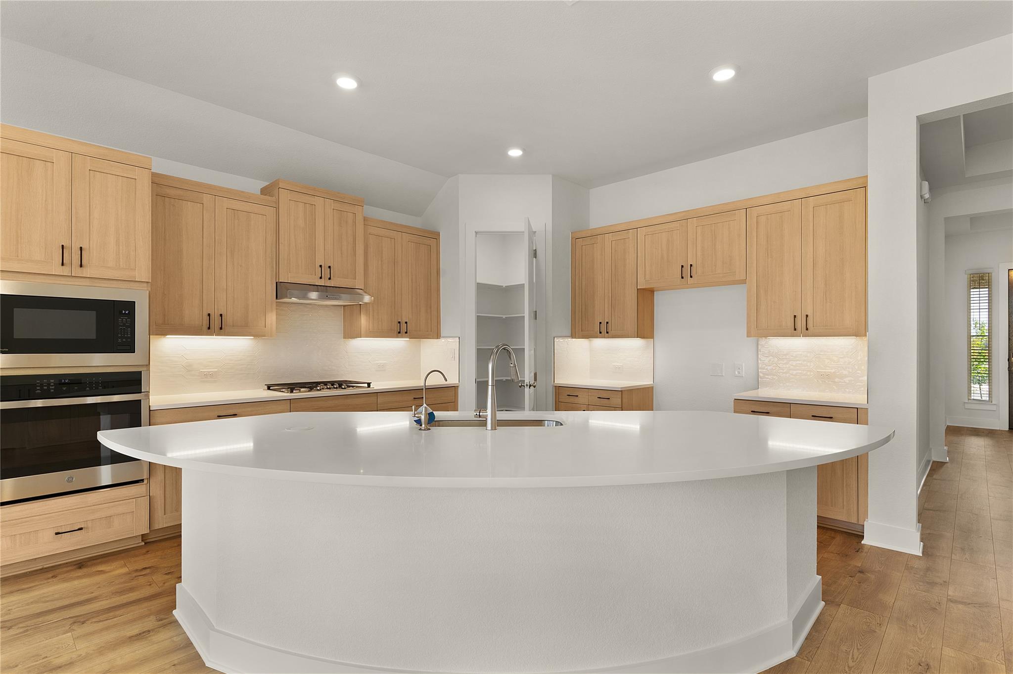 105 Arcilla Pass, Liberty Hill, TX 78642