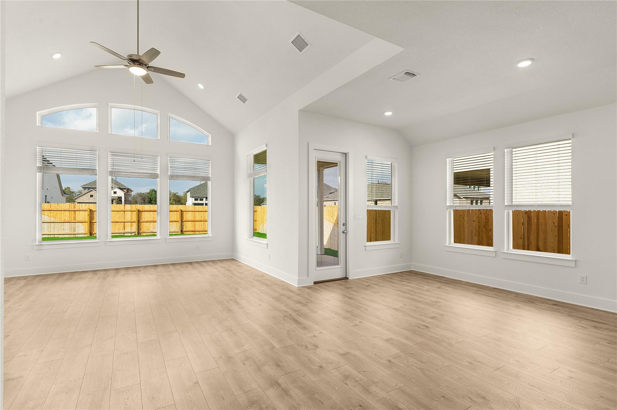 105 Arcilla Pass, Liberty Hill, TX 78642