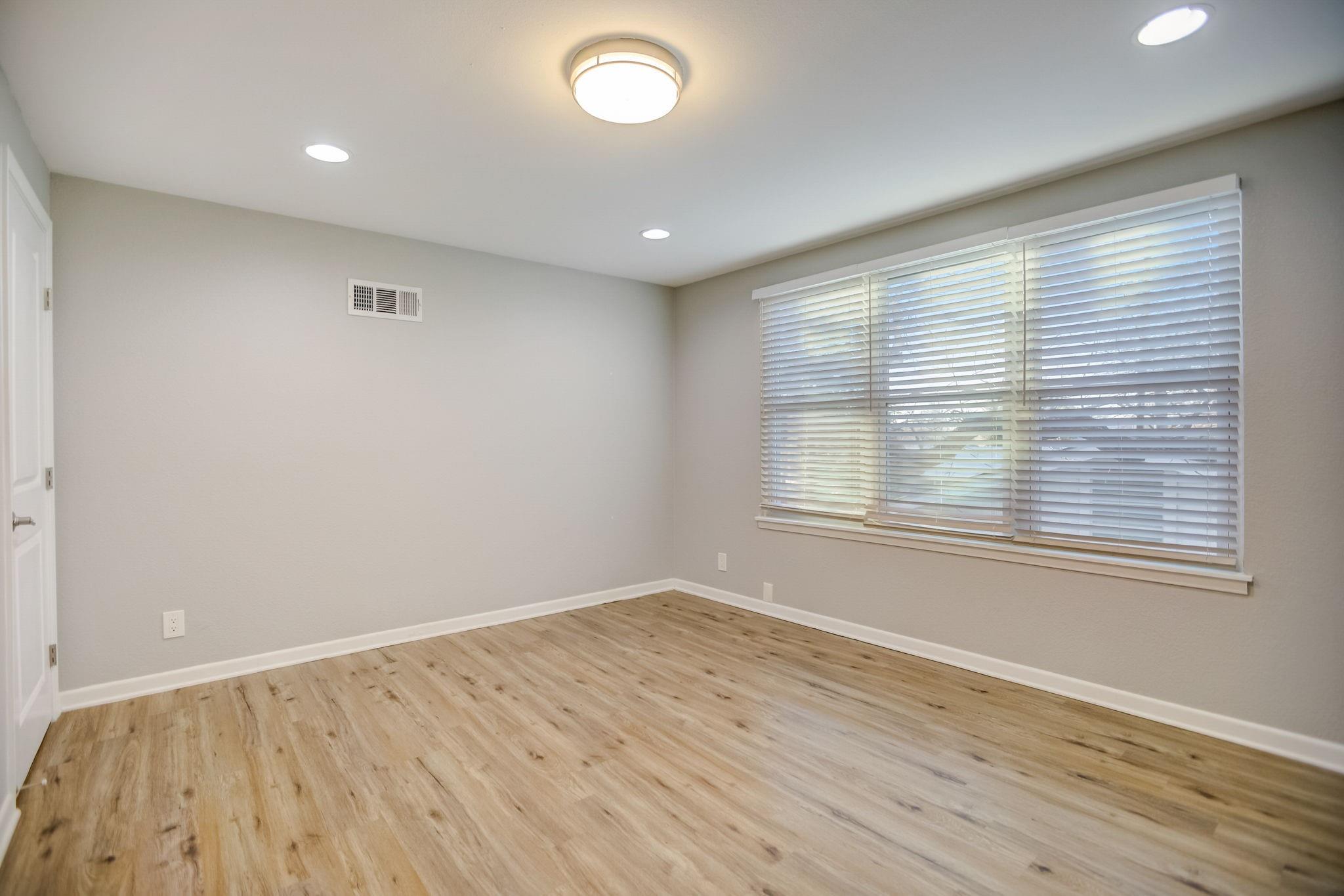 2507 Rogge Ln # 1, Austin, TX 78723