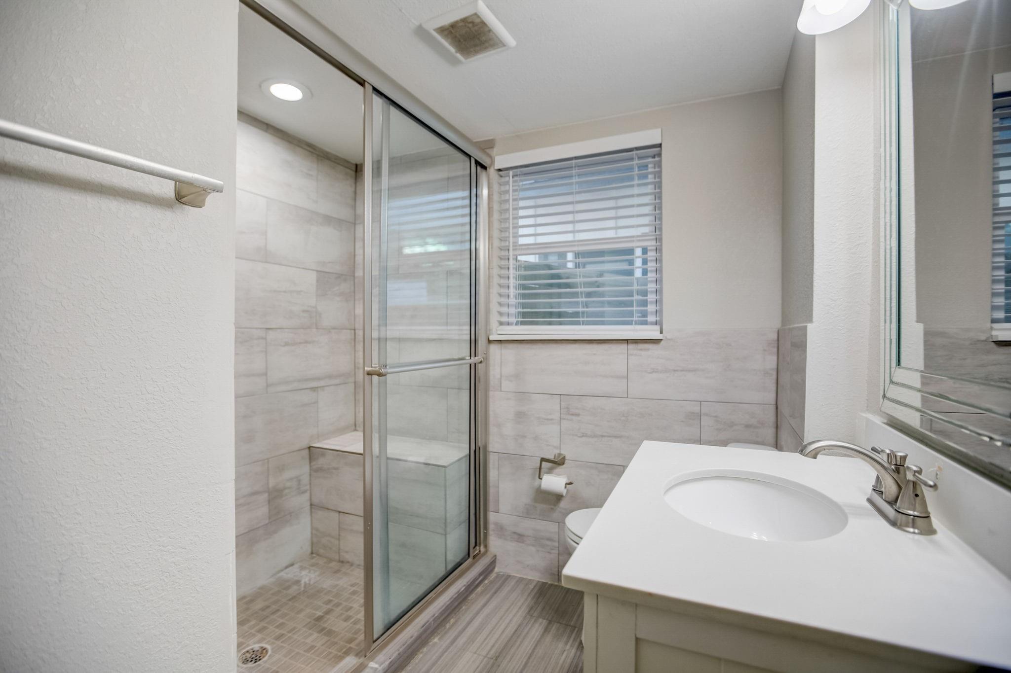 2507 Rogge Ln # 1, Austin, TX 78723