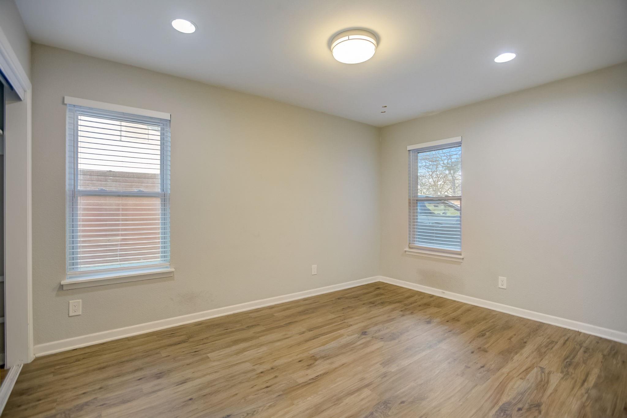 2507 Rogge Ln # 1, Austin, TX 78723