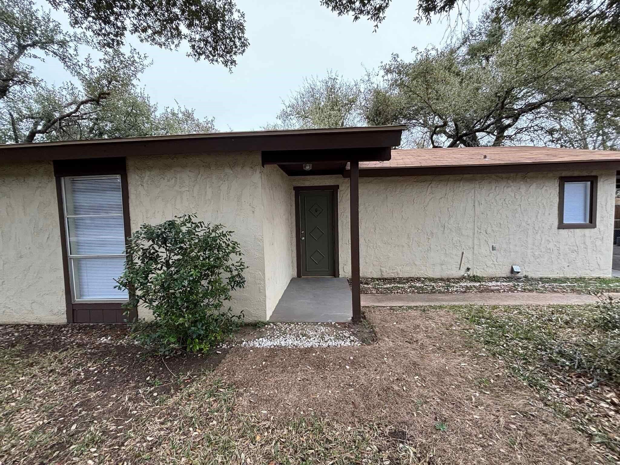 1902 Lone Oak Dr, Leander, TX 78641