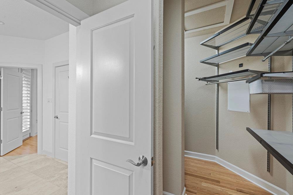 6533 E Hill Dr # 3, Austin, TX 78731