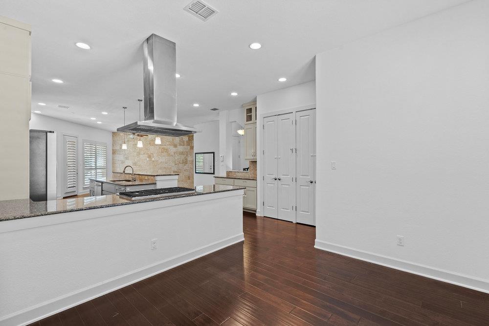 6533 E Hill Dr # 3, Austin, TX 78731