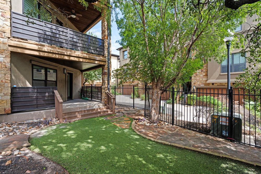 6533 E Hill Dr # 3, Austin, TX 78731