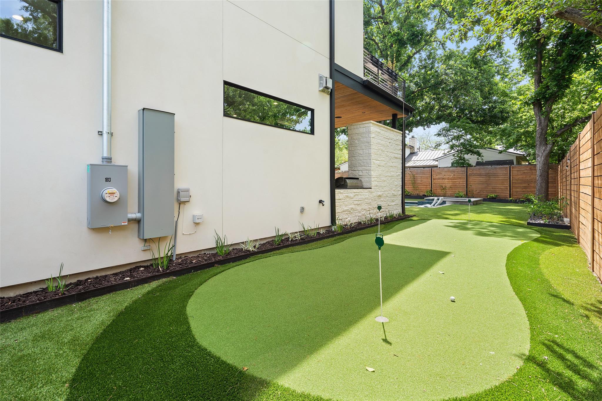 1813 Treadwell St, Austin, TX 78704