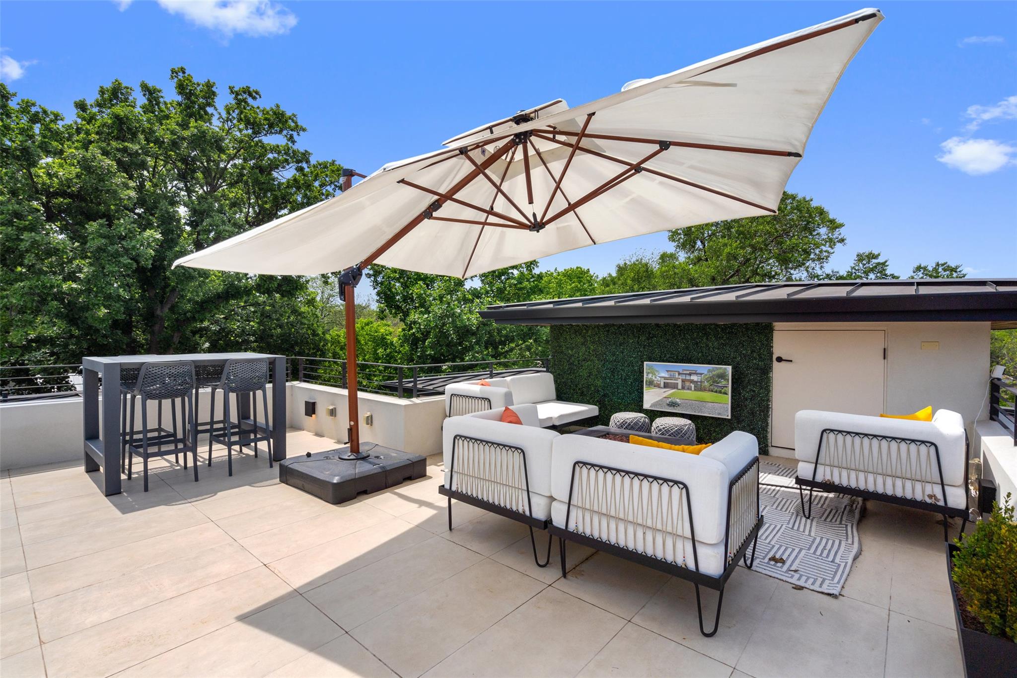 1813 Treadwell St, Austin, TX 78704