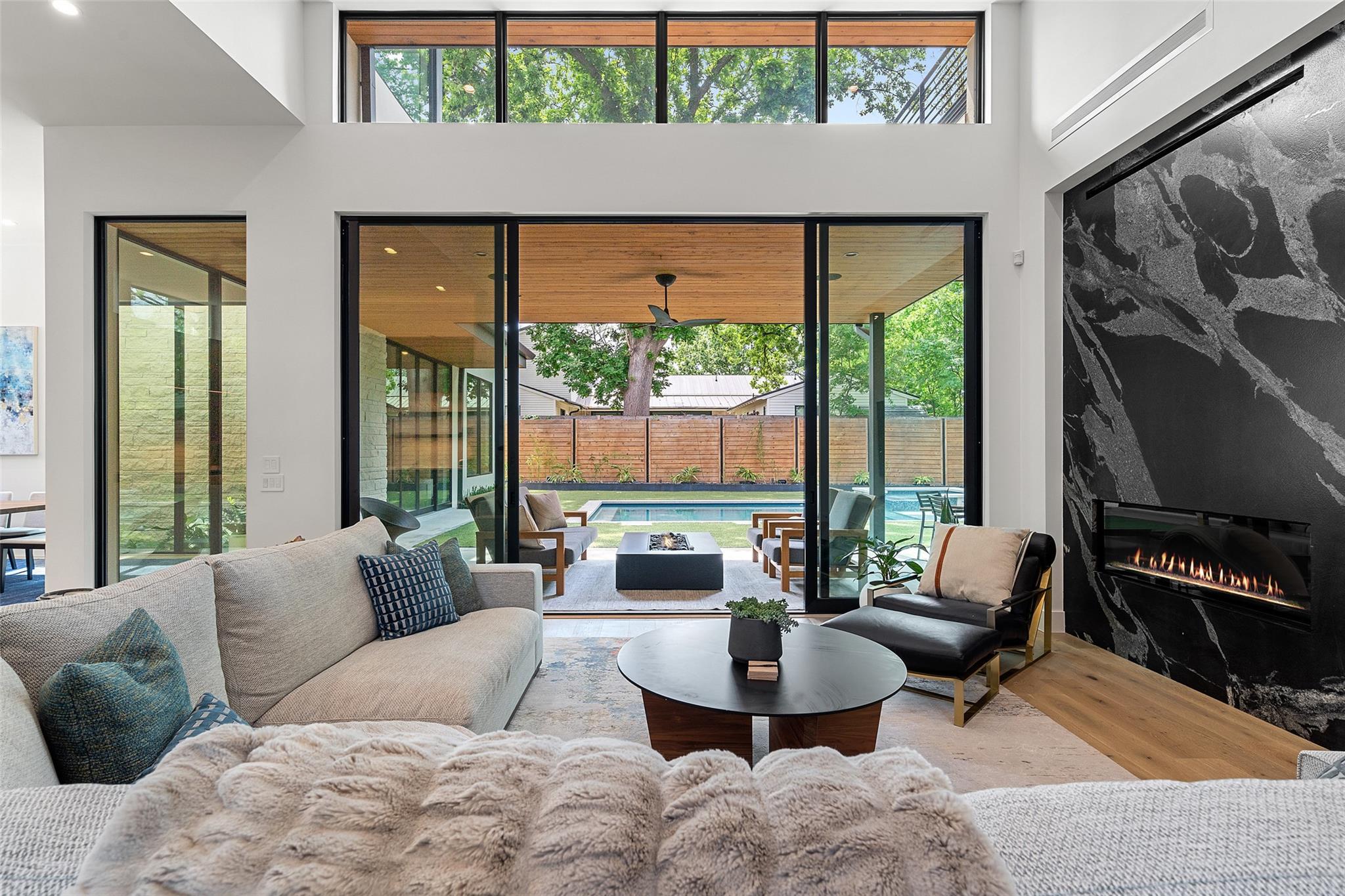 1813 Treadwell St, Austin, TX 78704