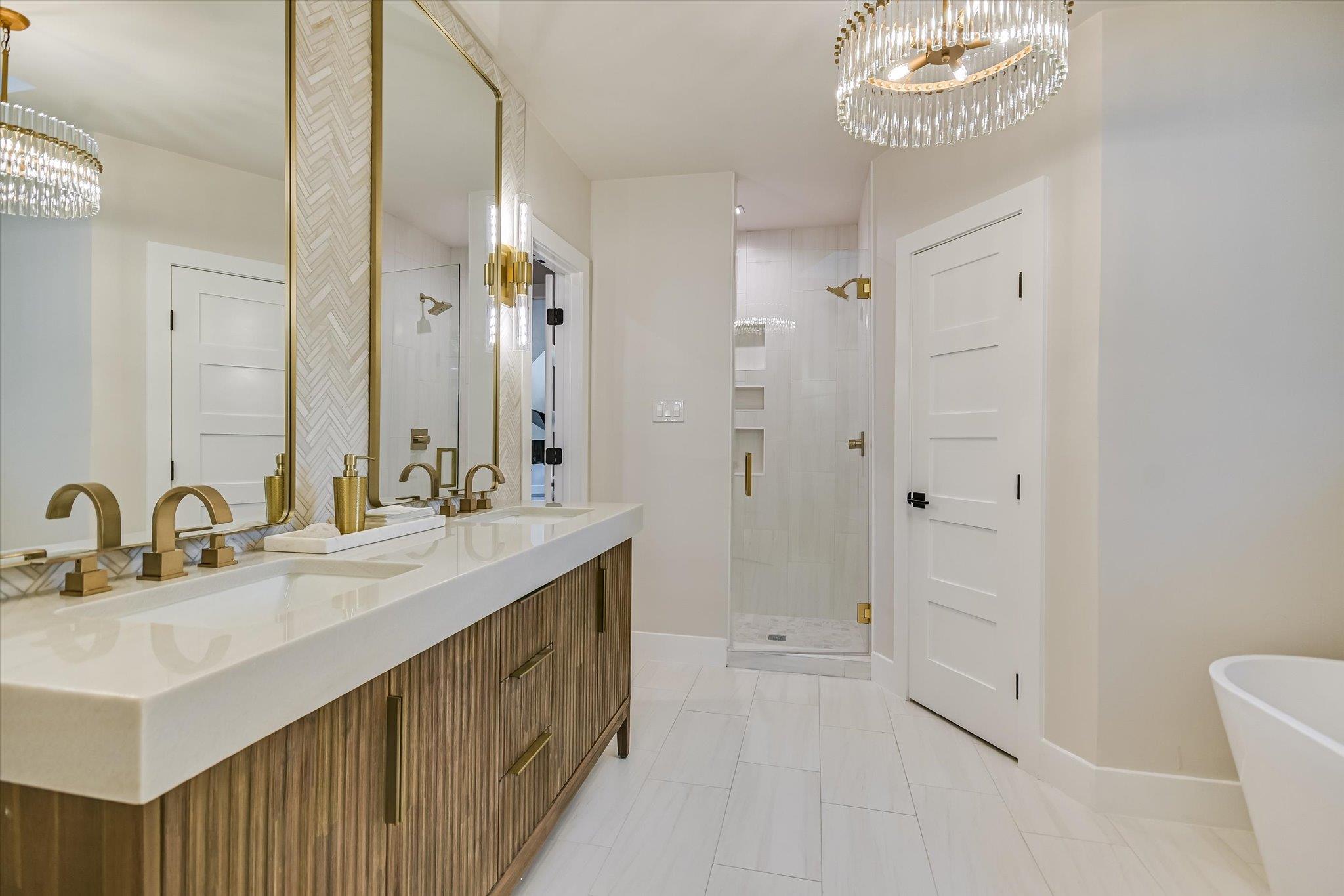 6204 Lost Horizon Dr, Austin, TX 78759