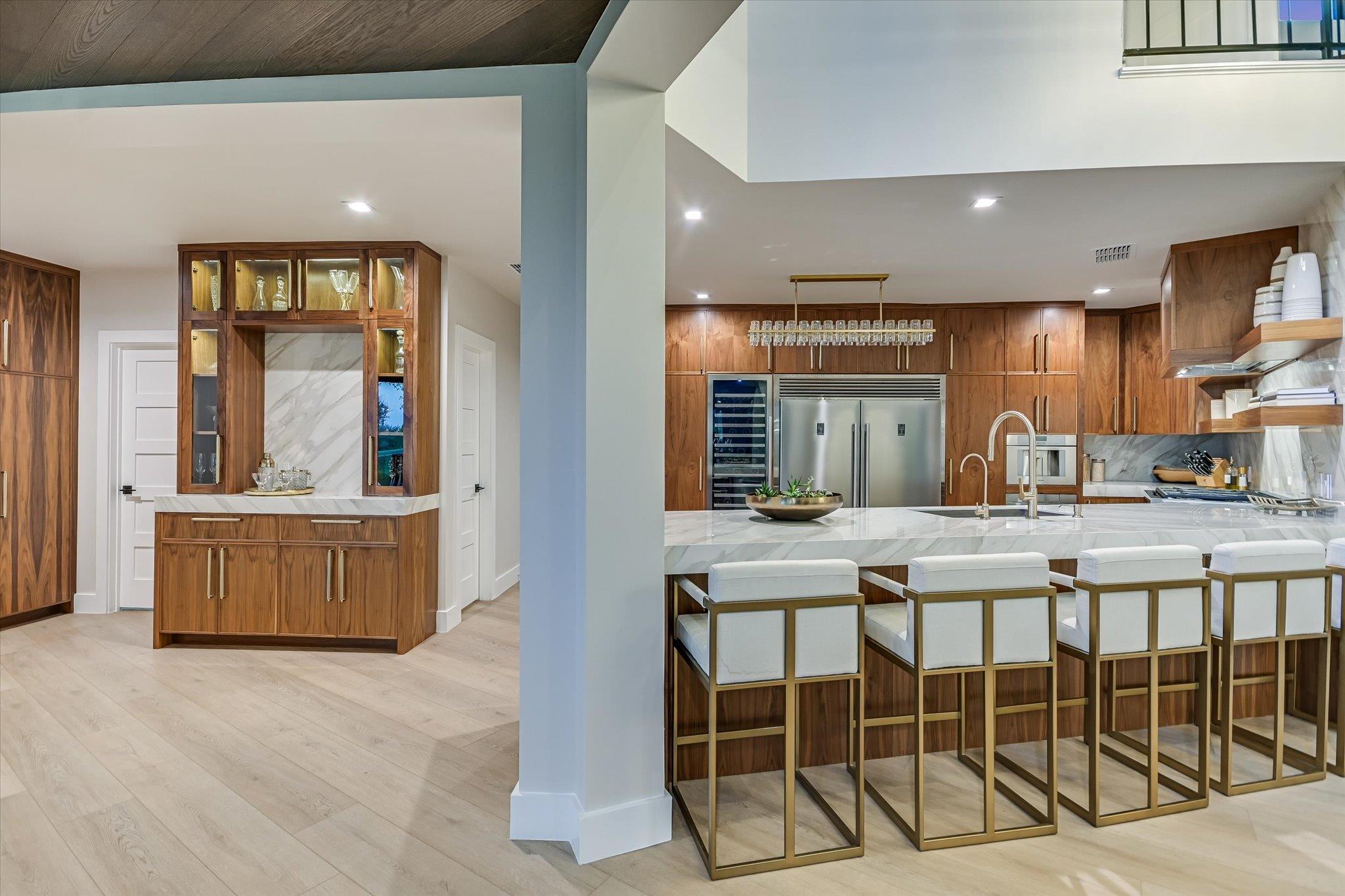 6204 Lost Horizon Dr, Austin, TX 78759