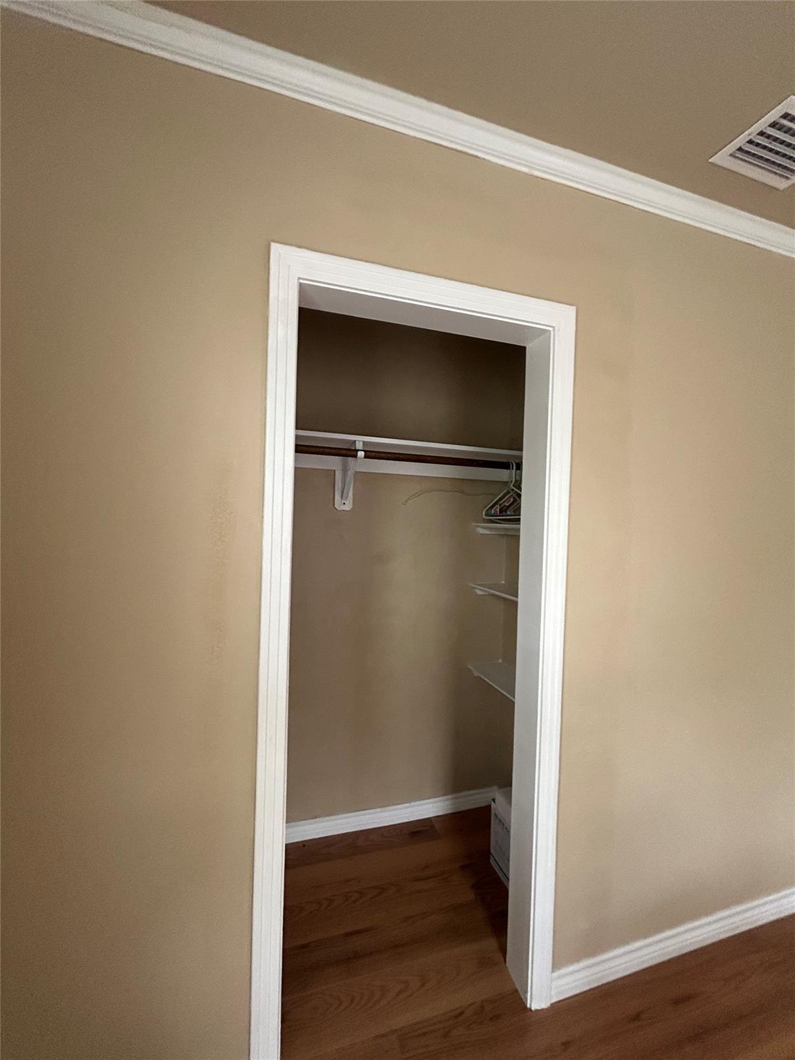 307 Broadway St, Rockport, TX 78358