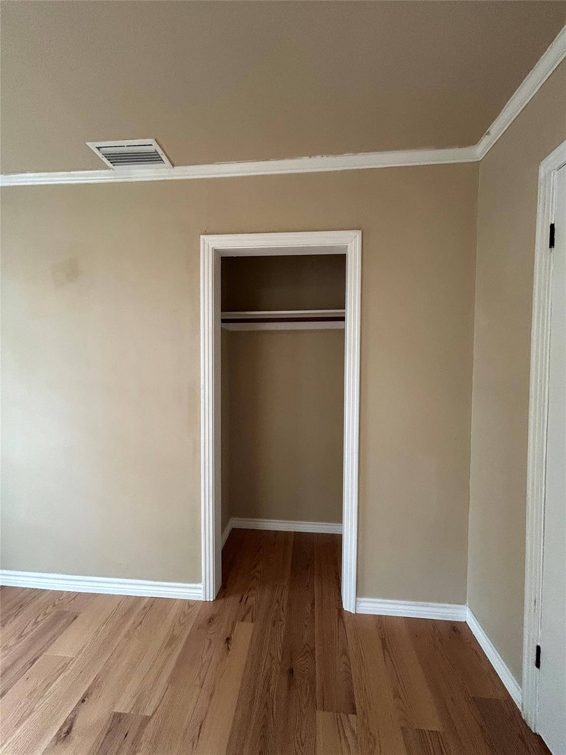 307 Broadway St, Rockport, TX 78358