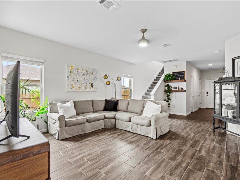 8201 Daisy Cutter Xing, Georgetown, TX 78626