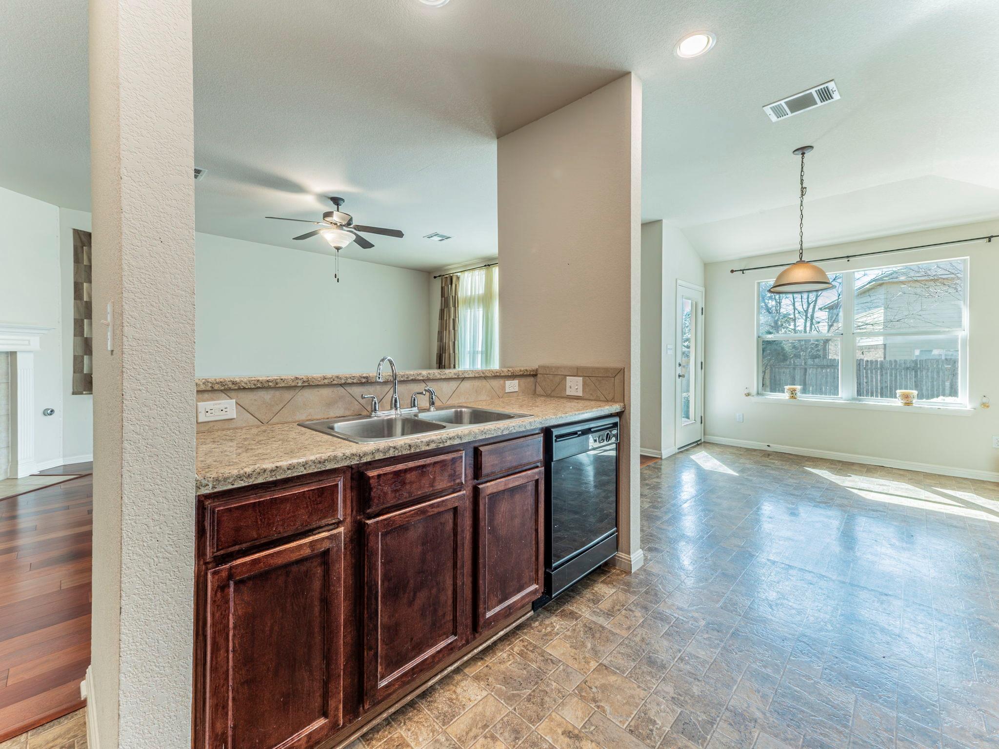 11909 Timber Heights Dr, Austin, TX 78754