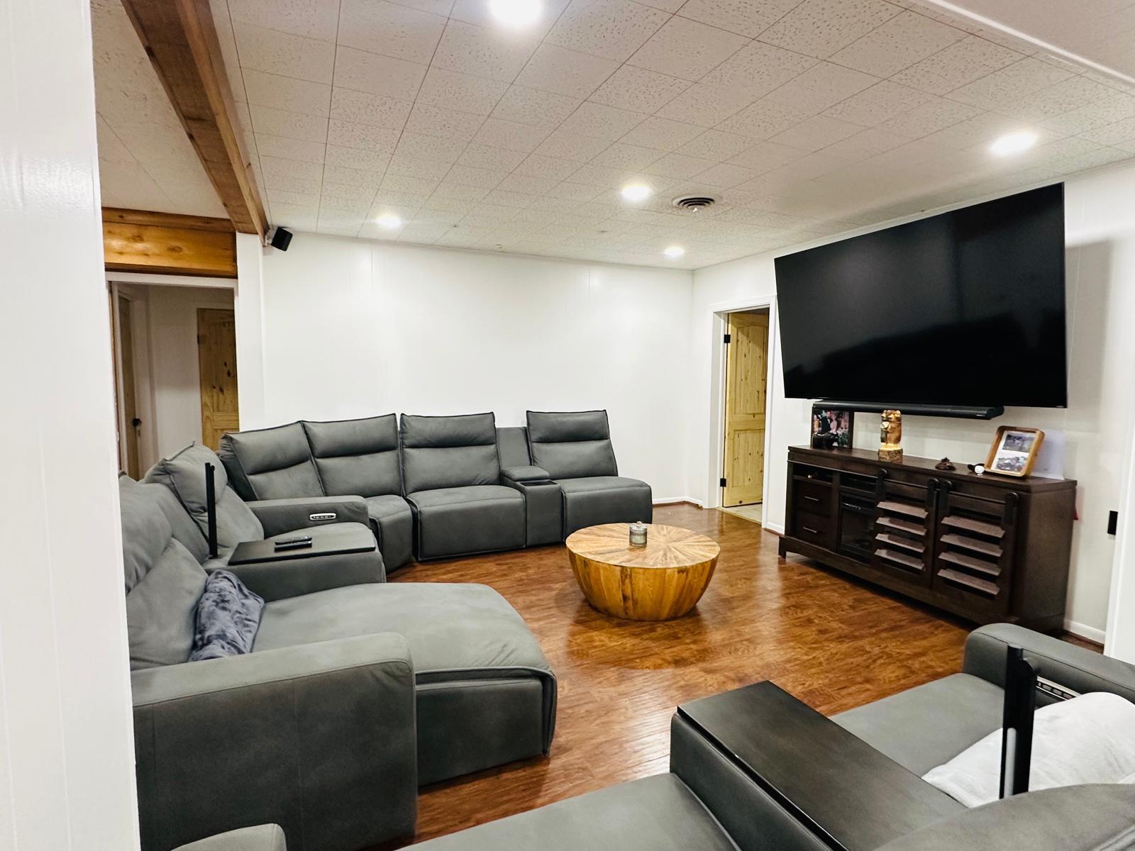 1696 E Fm 884, Yorktown, TX 78164