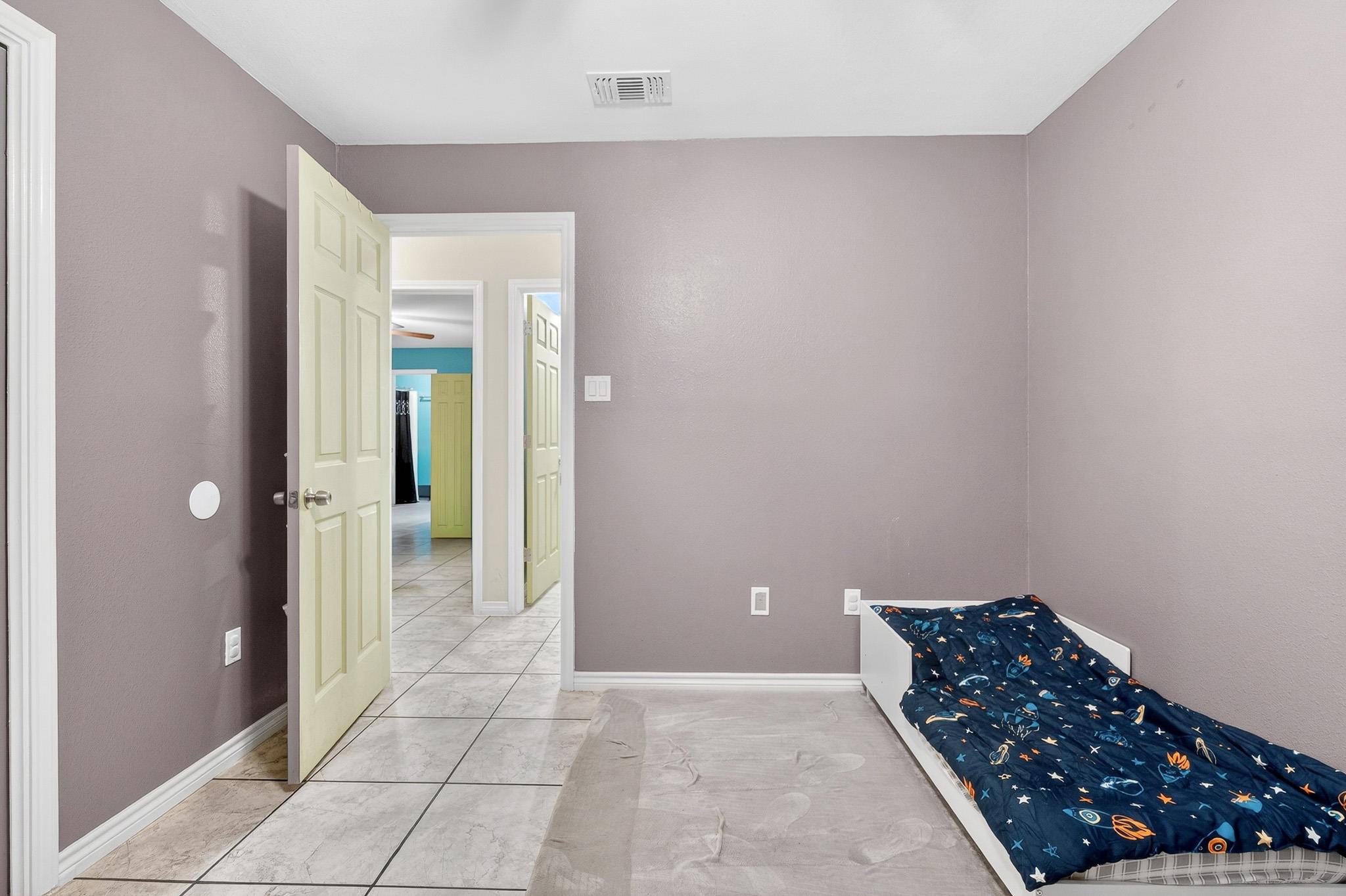 2300 Goode Cir, Killeen, TX 76543