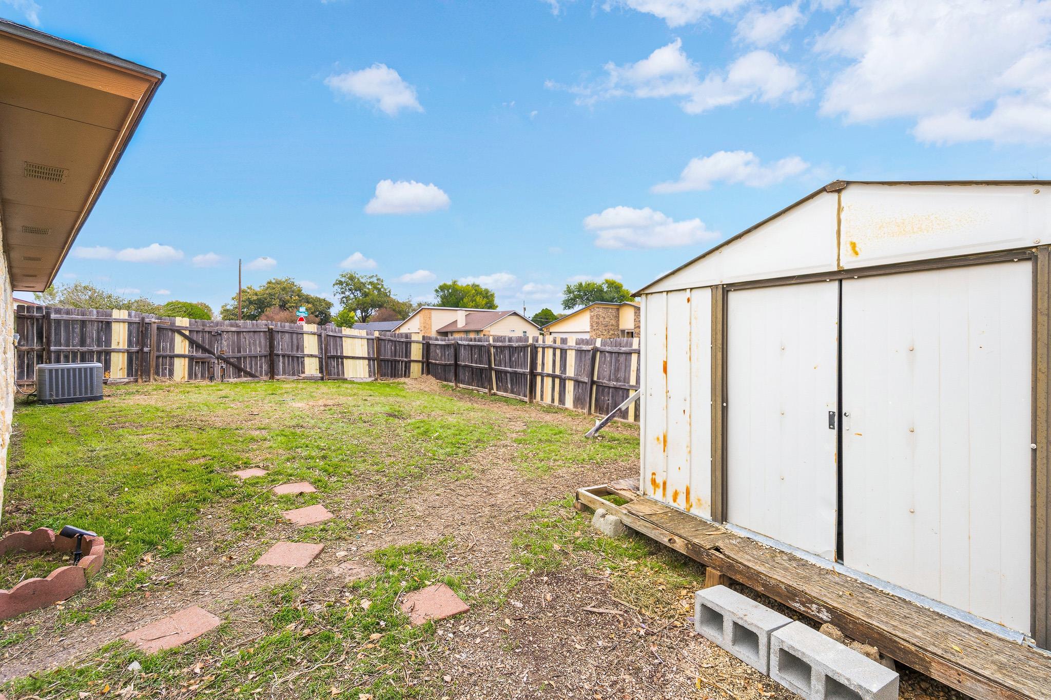 2300 Goode Cir, Killeen, TX 76543