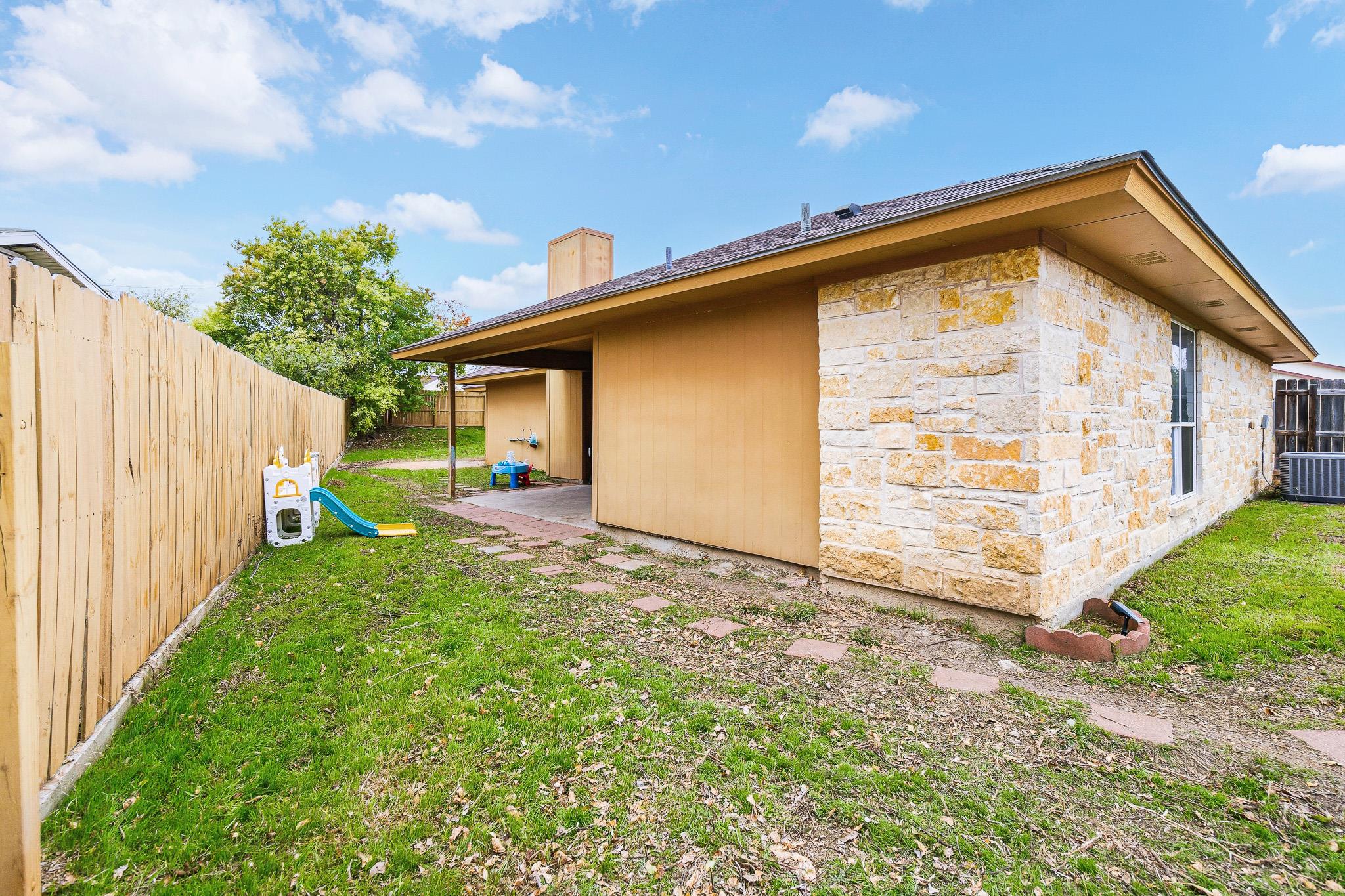 2300 Goode Cir, Killeen, TX 76543