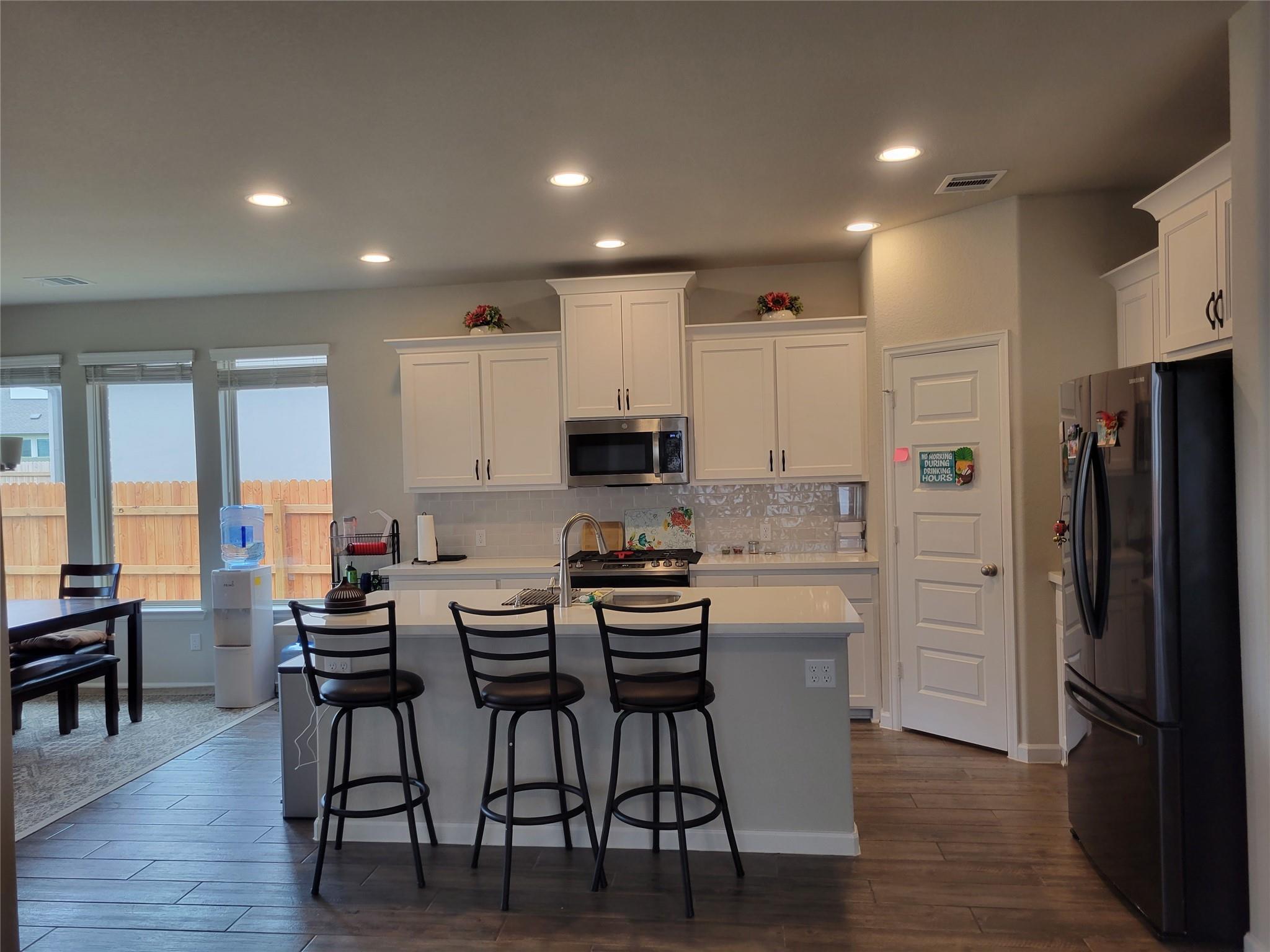 122 Dycus Bnd, Liberty Hill, TX 78642