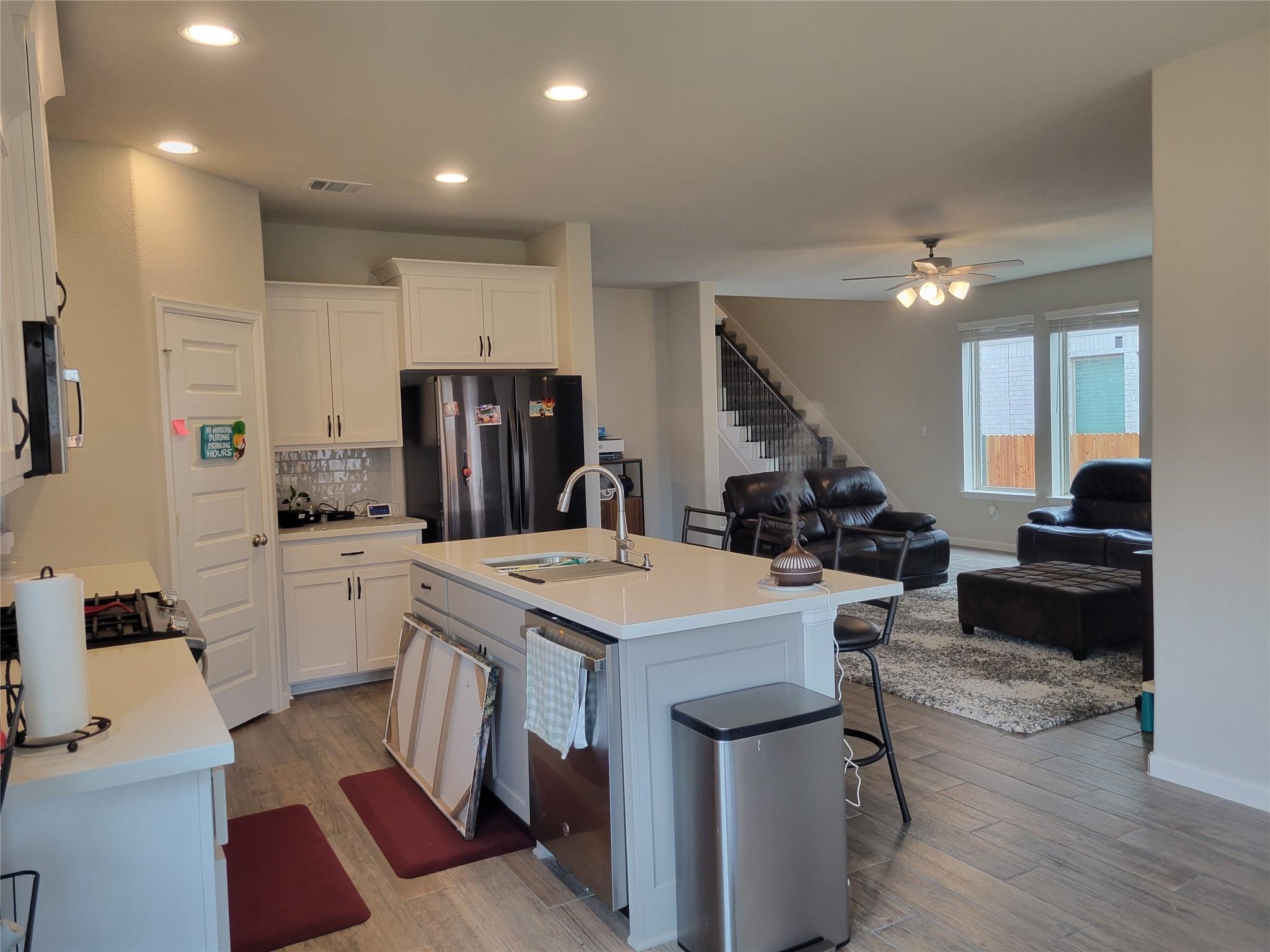 122 Dycus Bnd, Liberty Hill, TX 78642