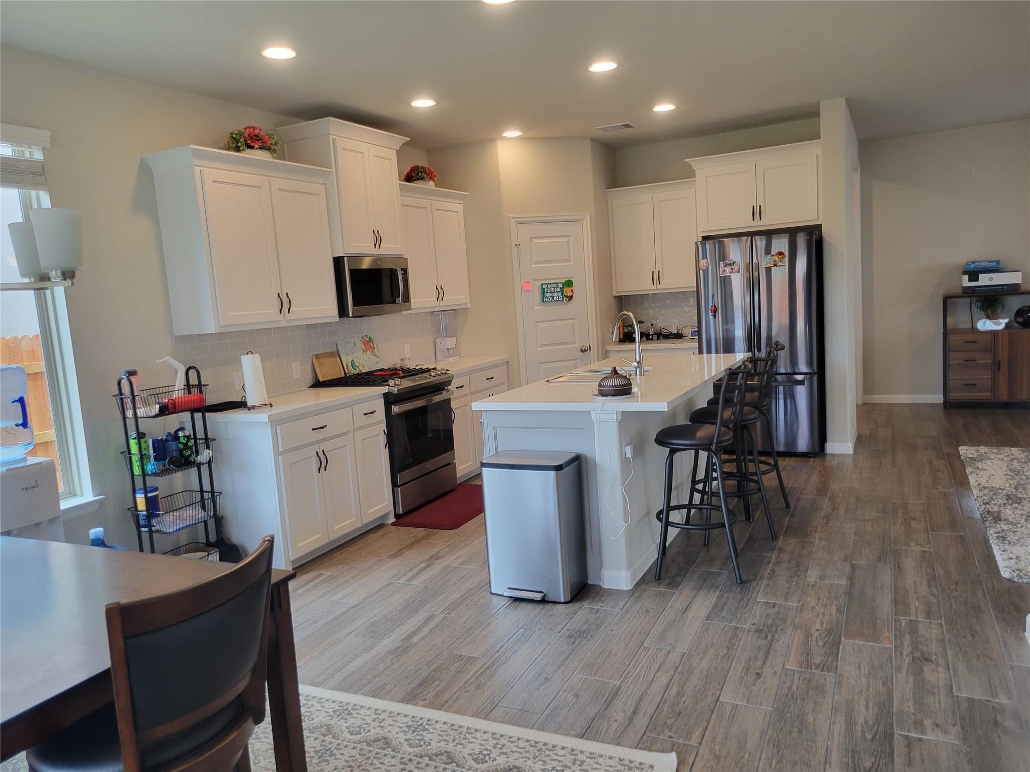 122 Dycus Bnd, Liberty Hill, TX 78642