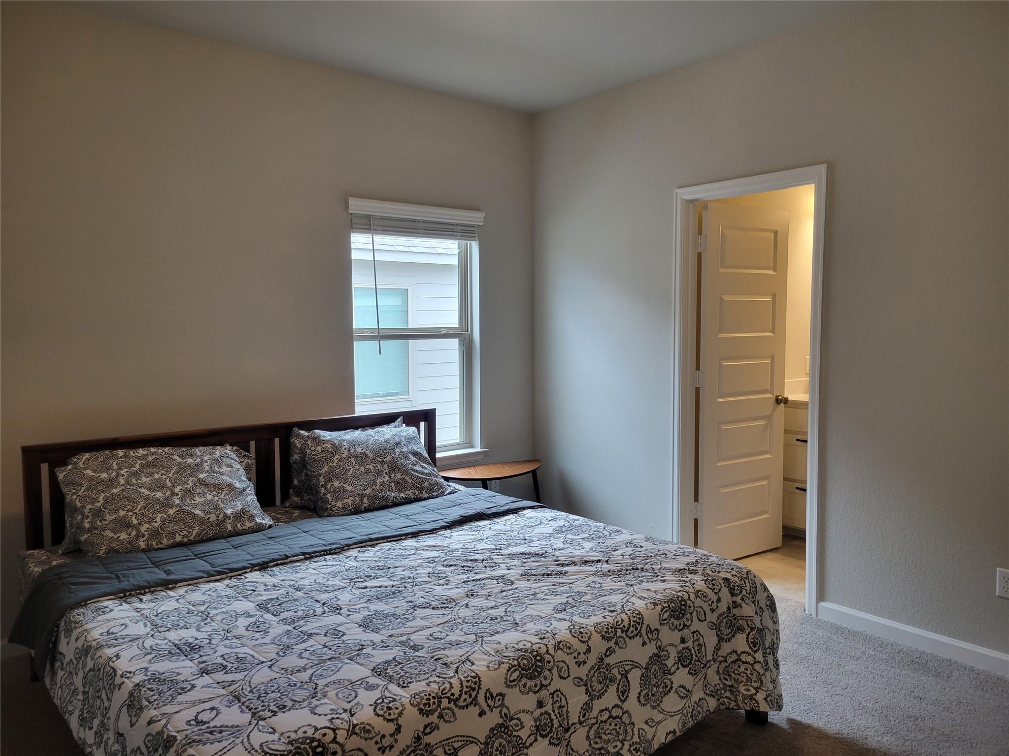 122 Dycus Bnd, Liberty Hill, TX 78642