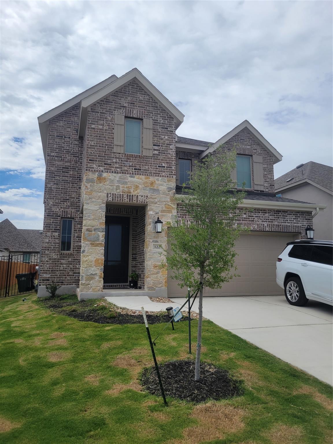 122 Dycus Bnd, Liberty Hill, TX 78642