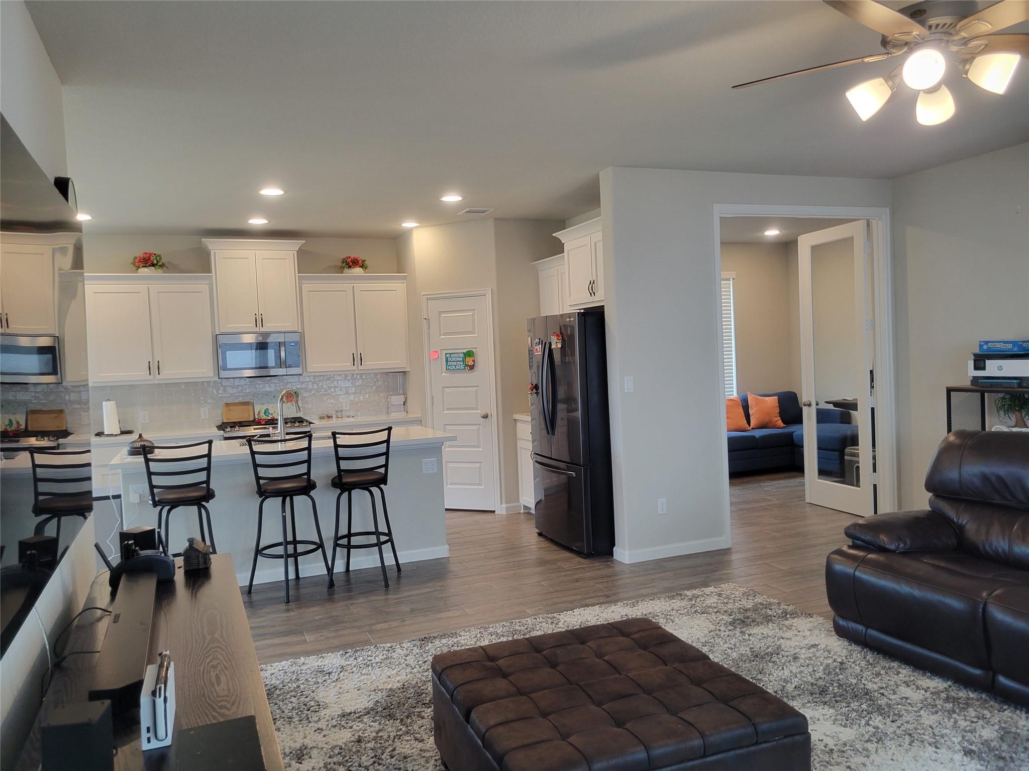 122 Dycus Bnd, Liberty Hill, TX 78642