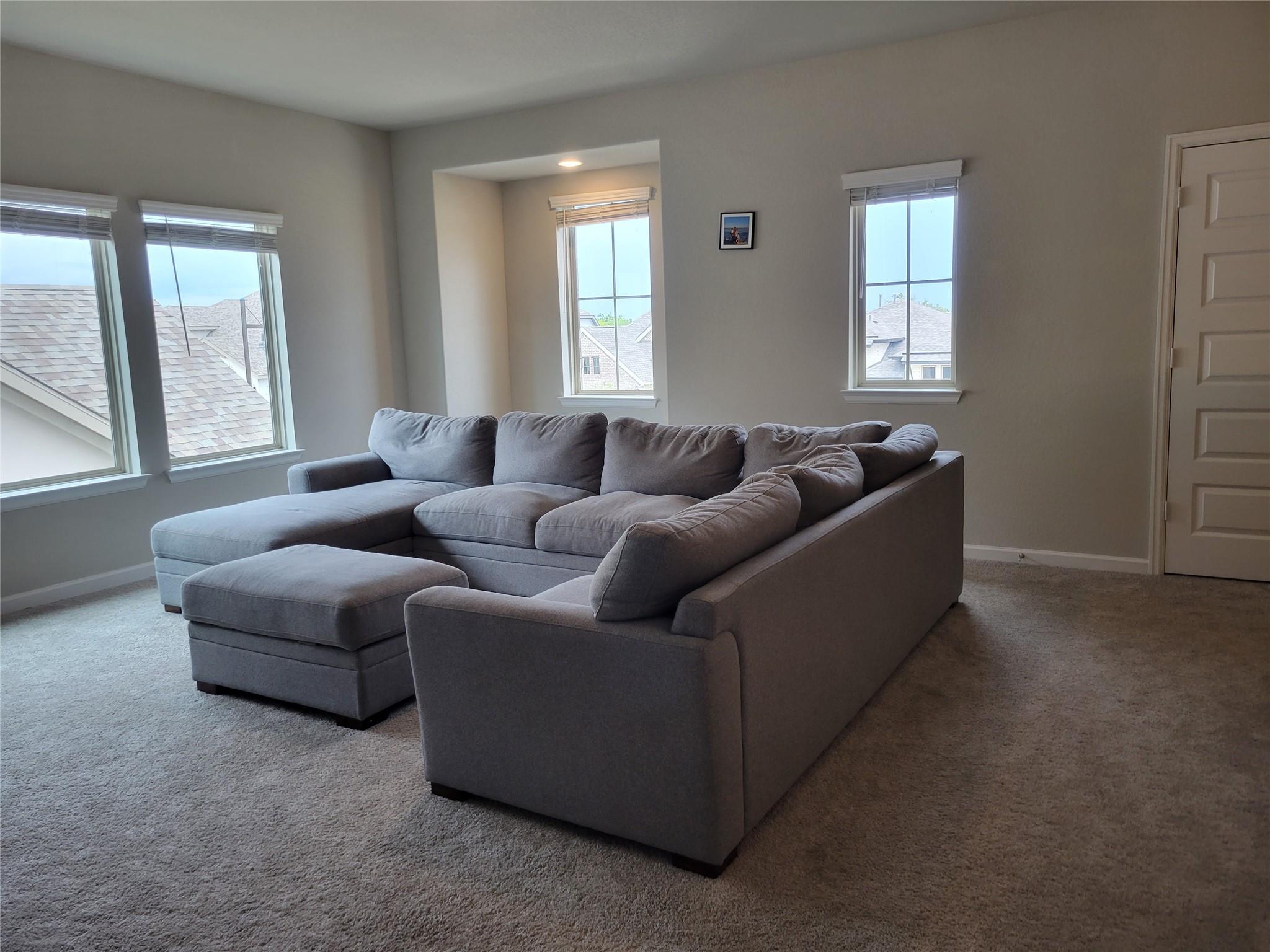 122 Dycus Bnd, Liberty Hill, TX 78642