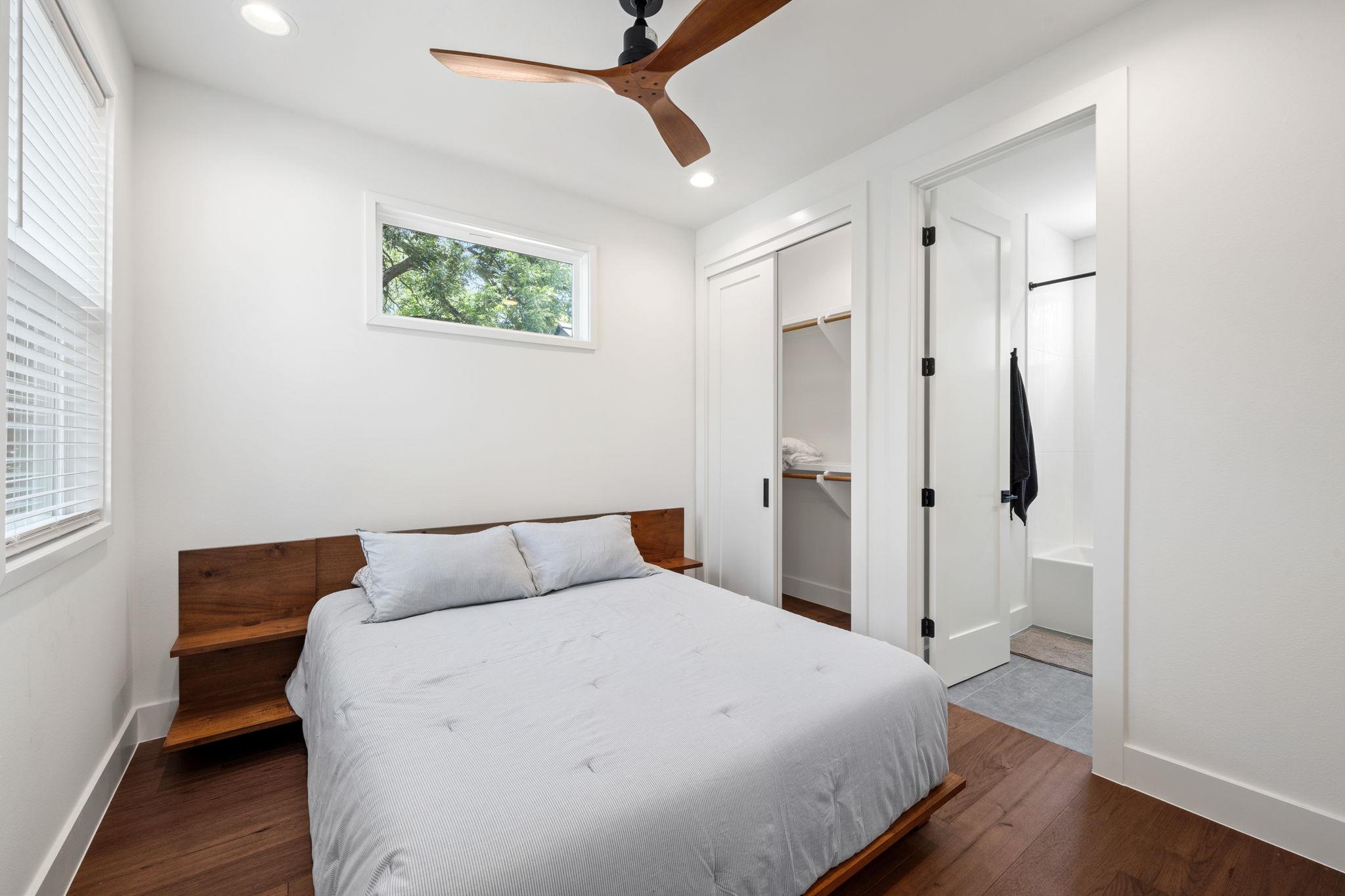 2609 Willow St # 2, Austin, TX 78702