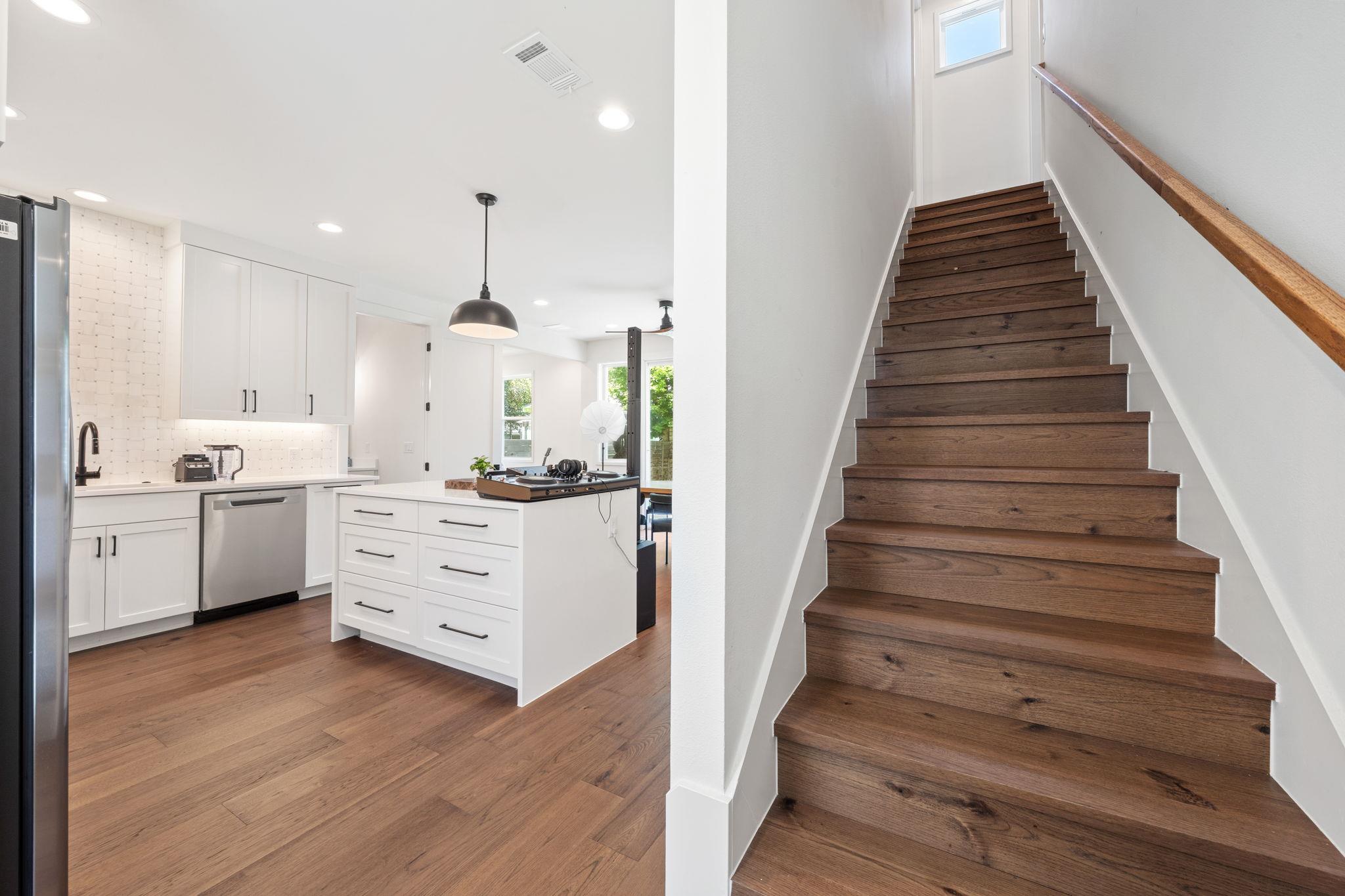 2609 Willow St # 2, Austin, TX 78702