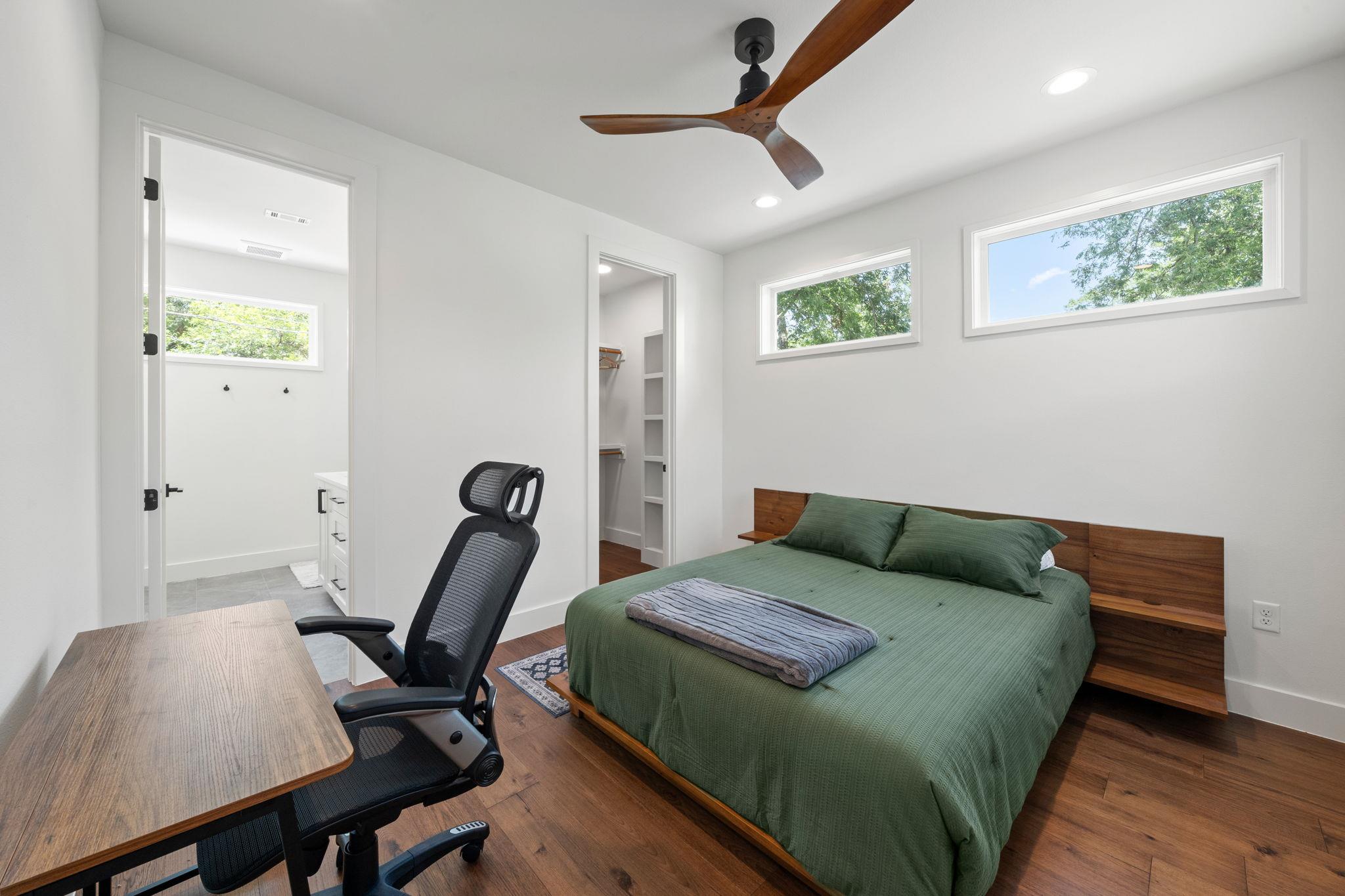 2609 Willow St # 2, Austin, TX 78702