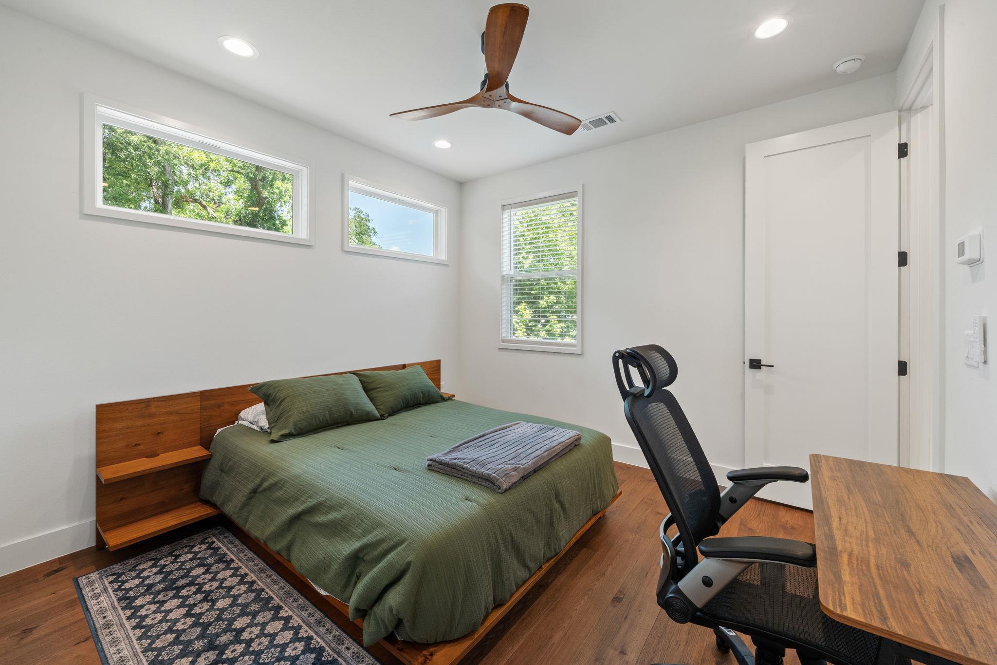 2609 Willow St # 2, Austin, TX 78702