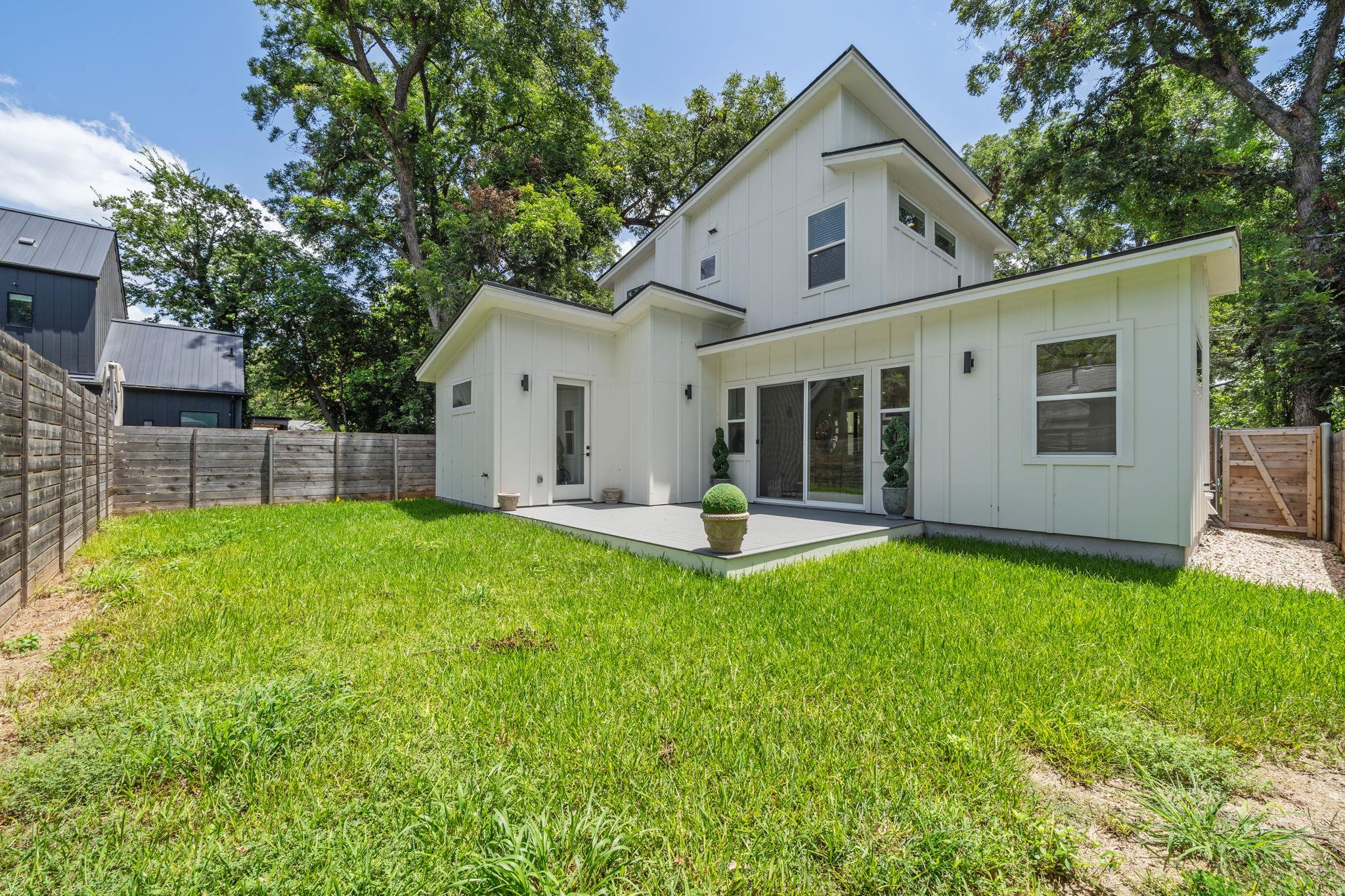 2609 Willow St # 2, Austin, TX 78702