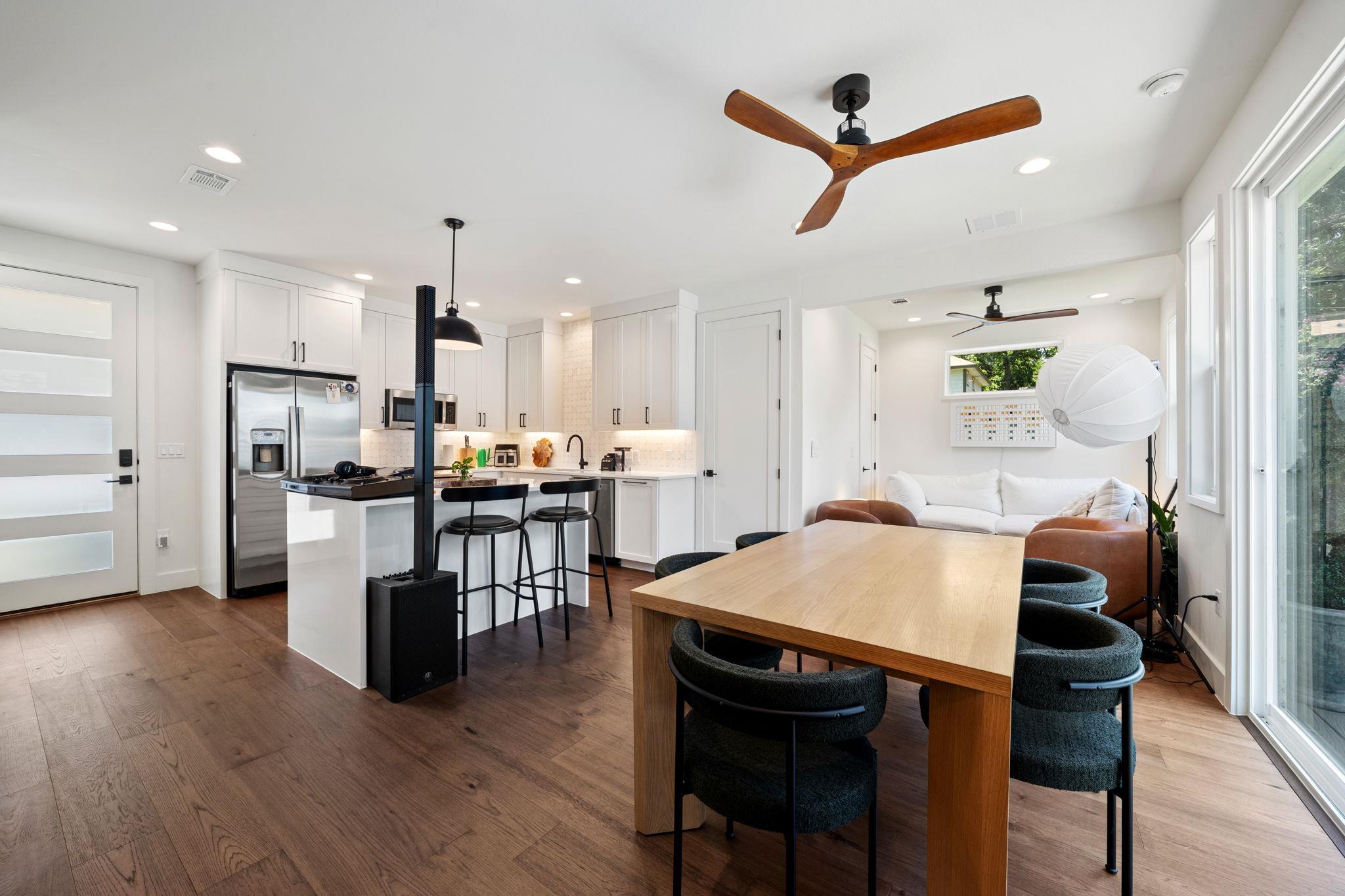 2609 Willow St # 2, Austin, TX 78702