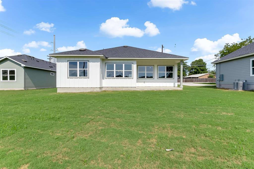 1255 Pecan Valley Dr, Marble Falls, TX 78654