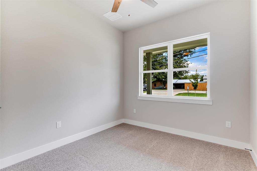 1255 Pecan Valley Dr, Marble Falls, TX 78654