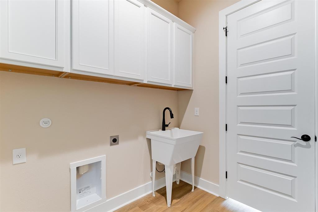 1259 Pecan Valley Dr, Marble Falls, TX 78654